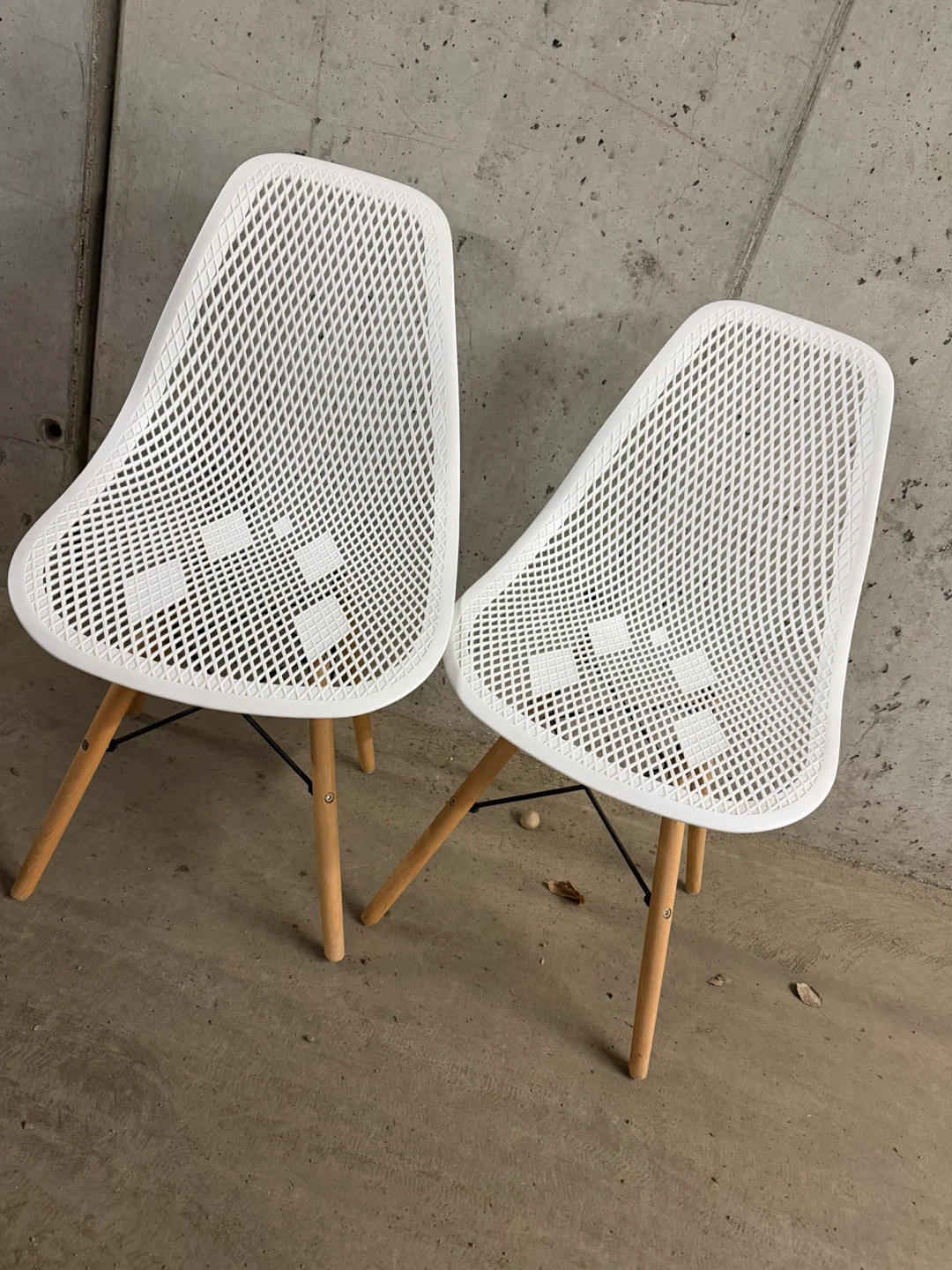 Pair of White Modern Chairs with Wooden Legs