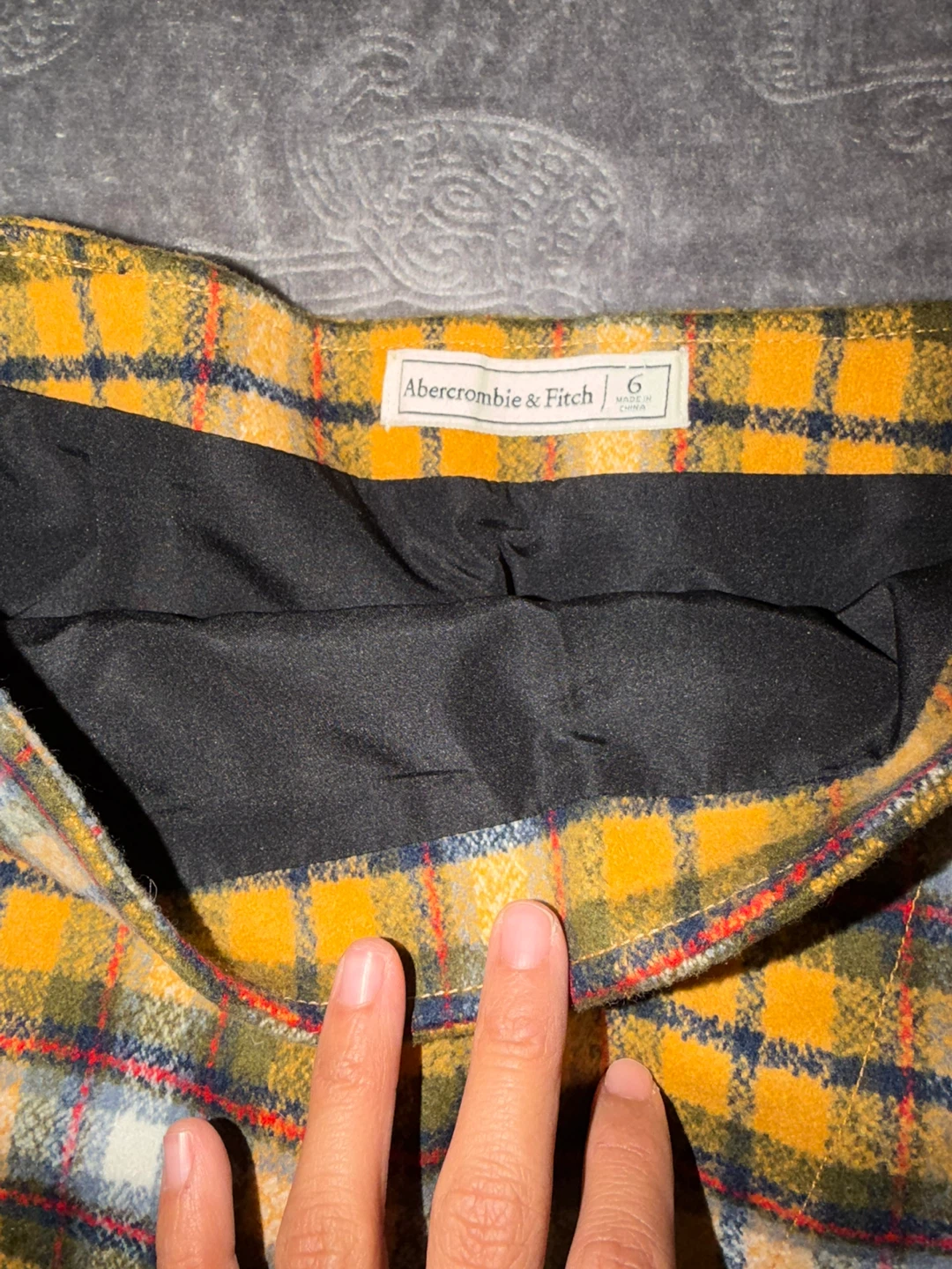 Abercrombie & Fitch Plaid Mini Skirt Size 6 - photo 2