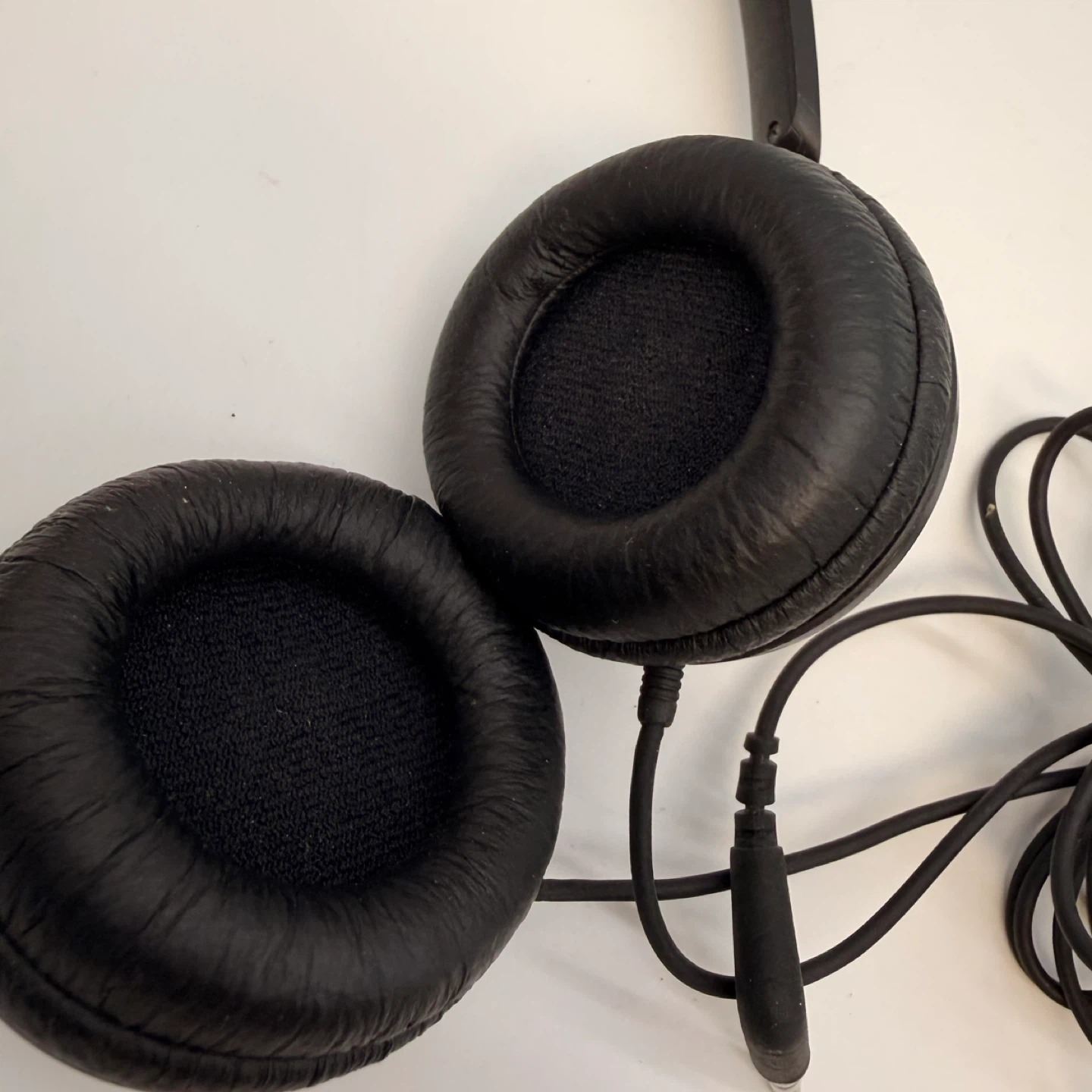 Sennheiser PXC 250-II NoiseGard Noise Cancelling Headphones - photo 5