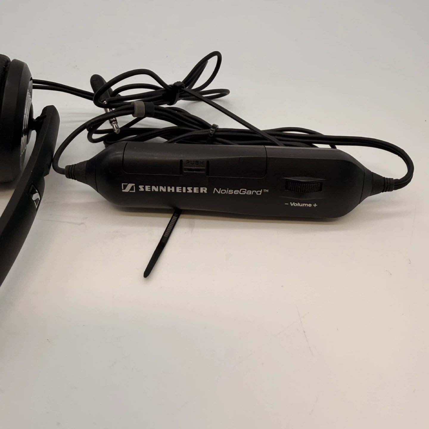 Sennheiser PXC 250-II NoiseGard Noise Cancelling Headphones - photo 2