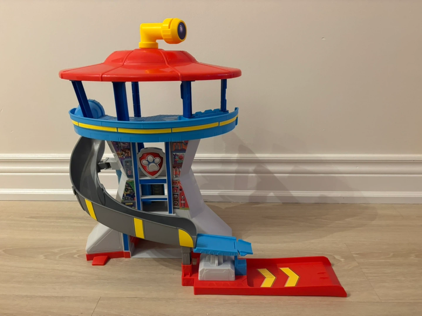 Paw Patrol Lookout Tower Playset - photo 2