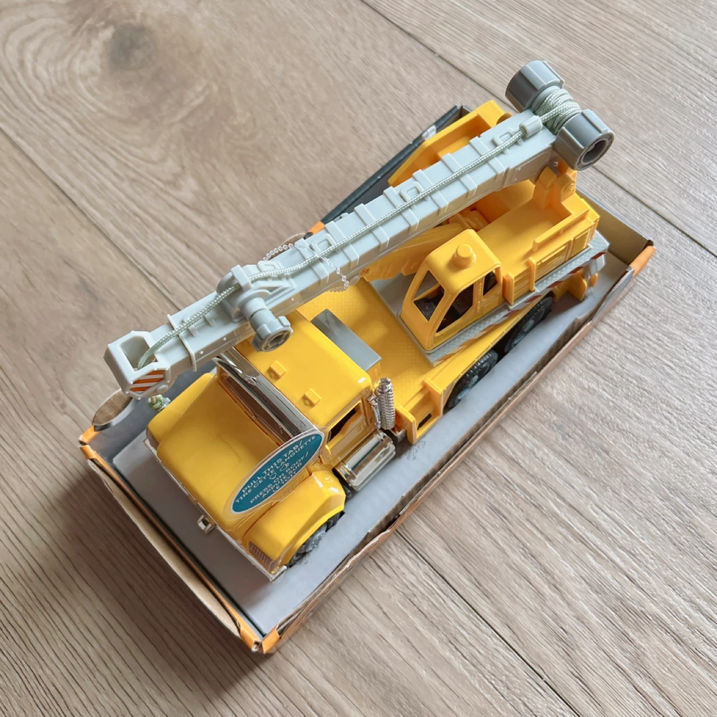 Brand new crane truck toy with lights and sounds - photo 3