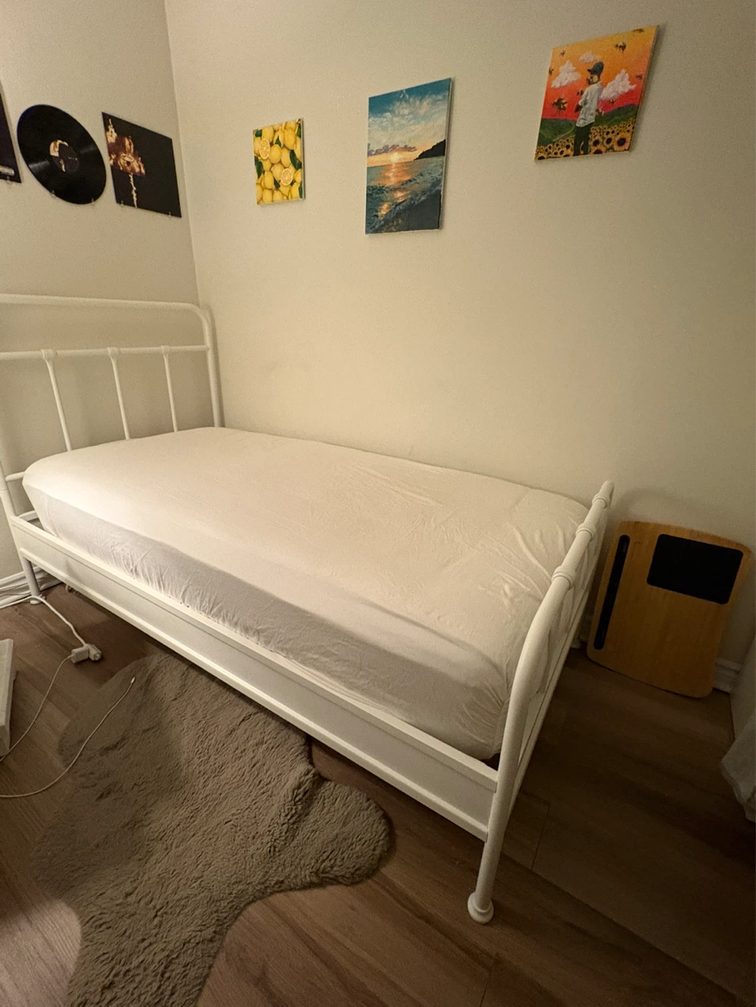 White Metal Single Bed Frame - photo 2