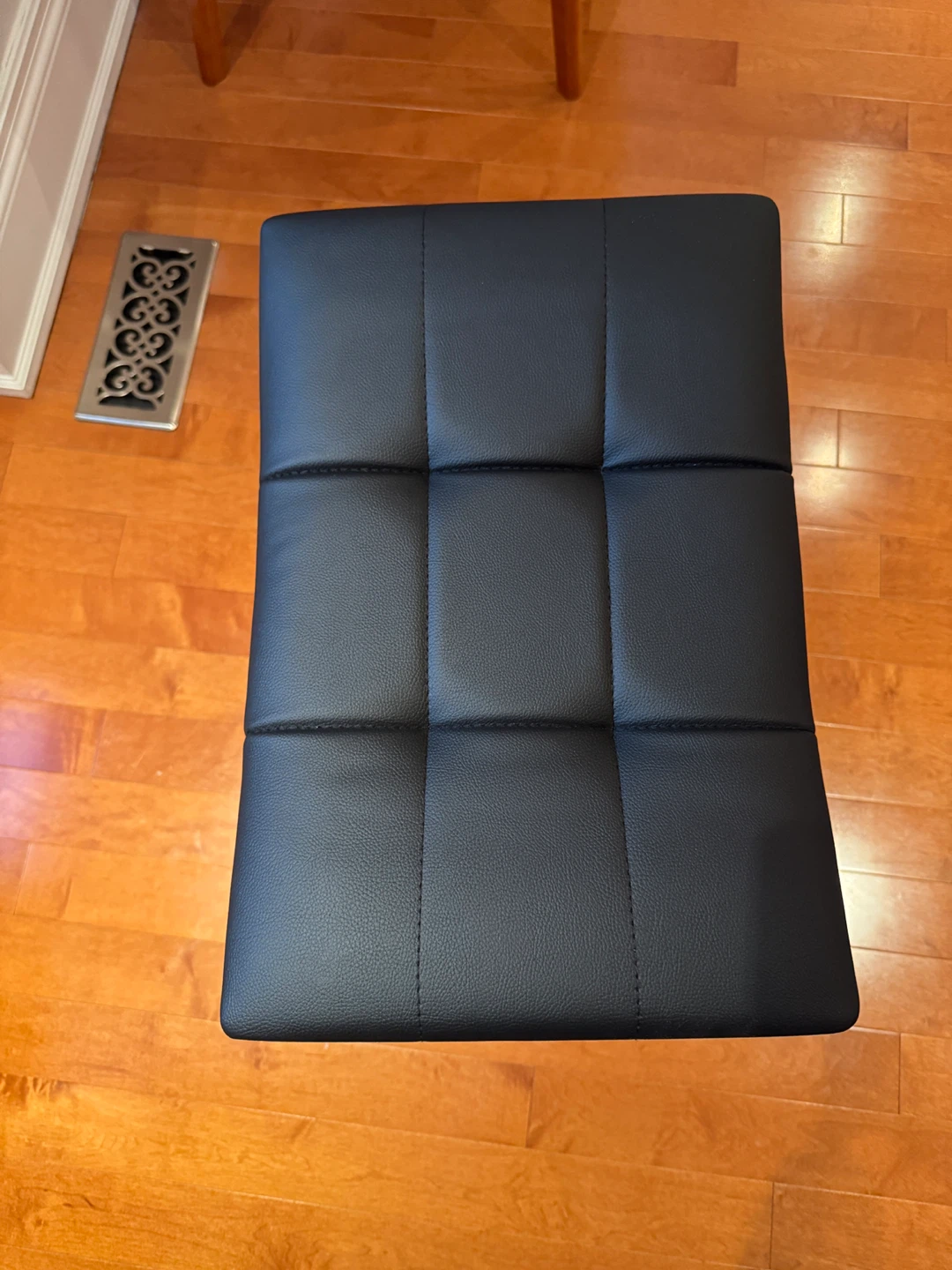 Brand new Black Faux Leather Saddle Stool – Set of 4 - photo 5