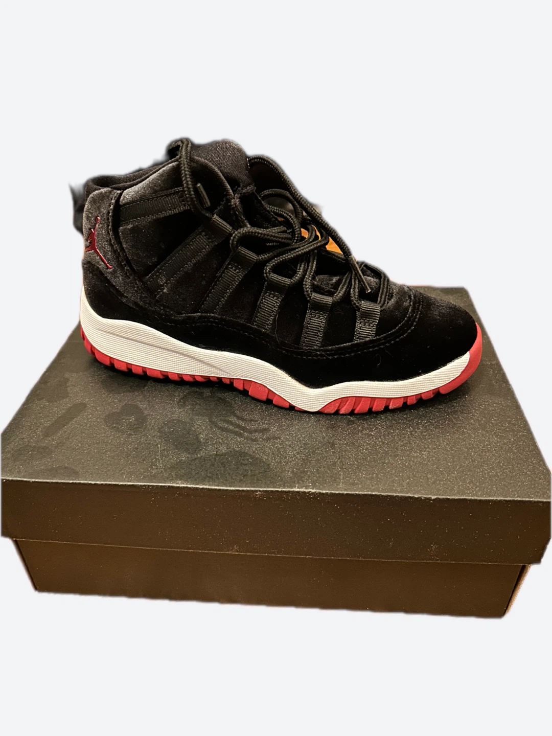 Air Jordan 11 Retro Velvet - Brand new, never used - photo 2
