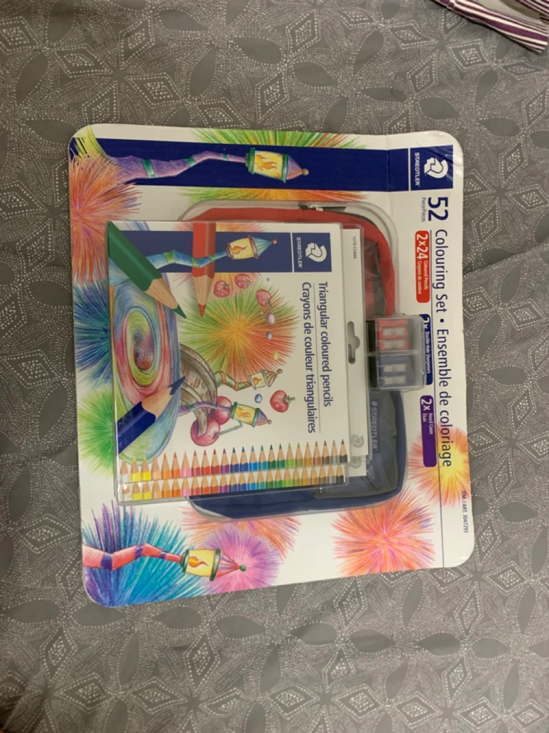 Staedtler 52 Piece Colouring Set with Pencils and Sharpeners - photo 2