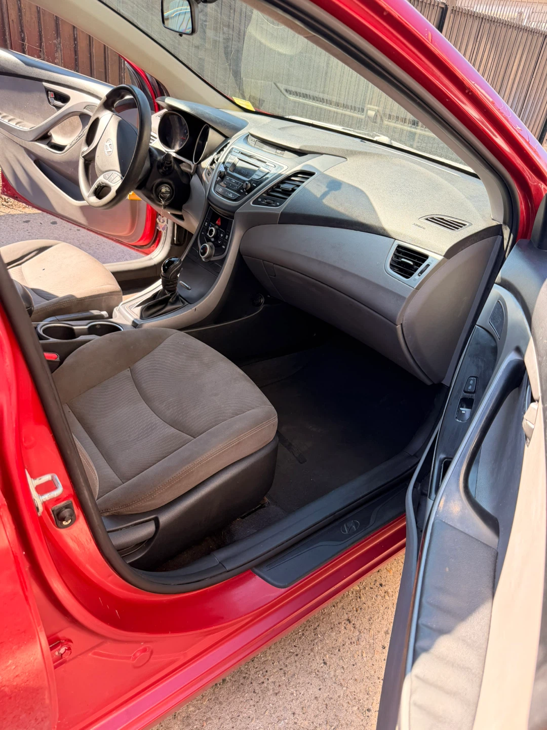 Red Hyundai Elantra Sedan 2016 - photo 4