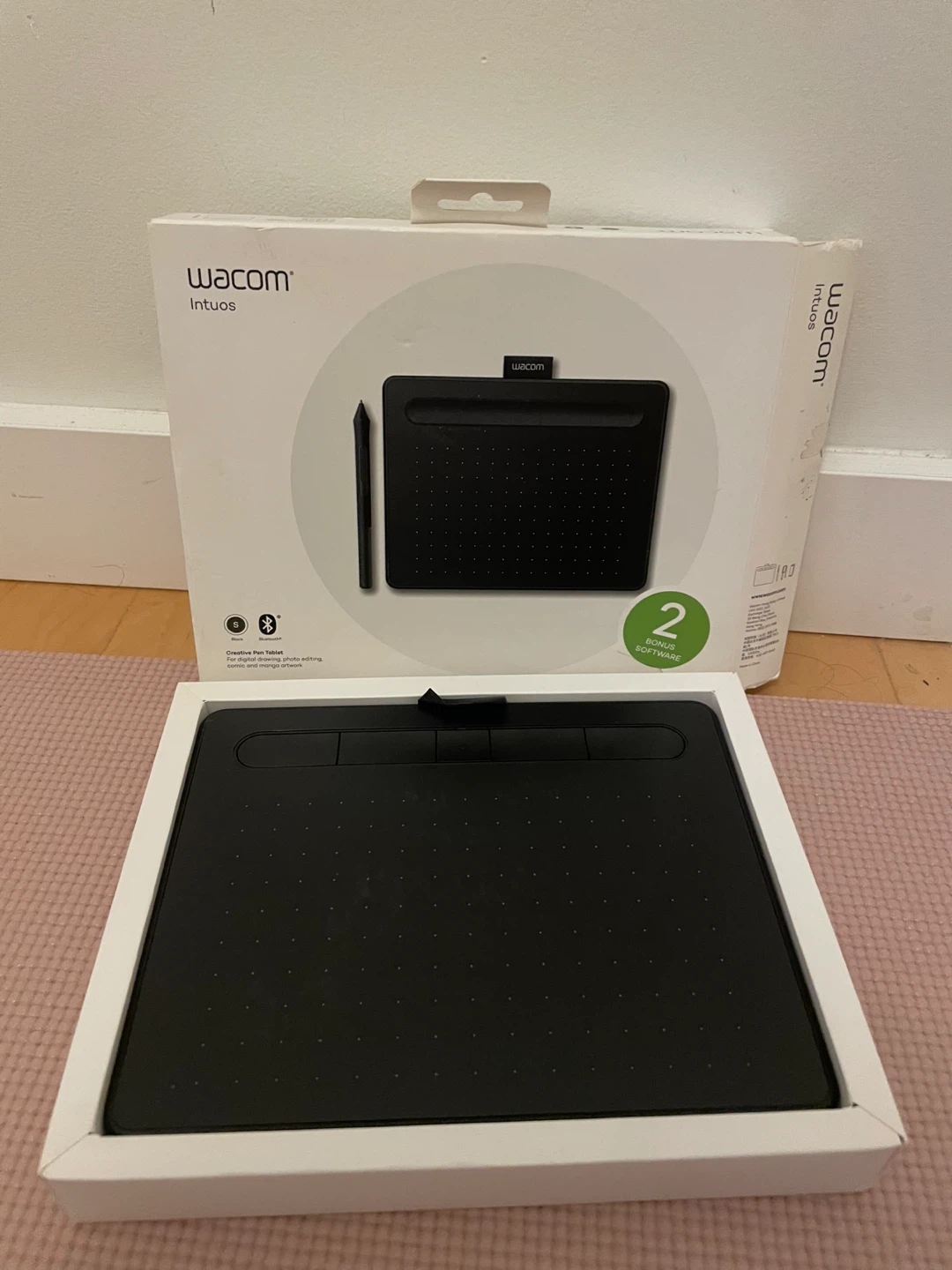 Wacom Intuos Creative Pen Tablet