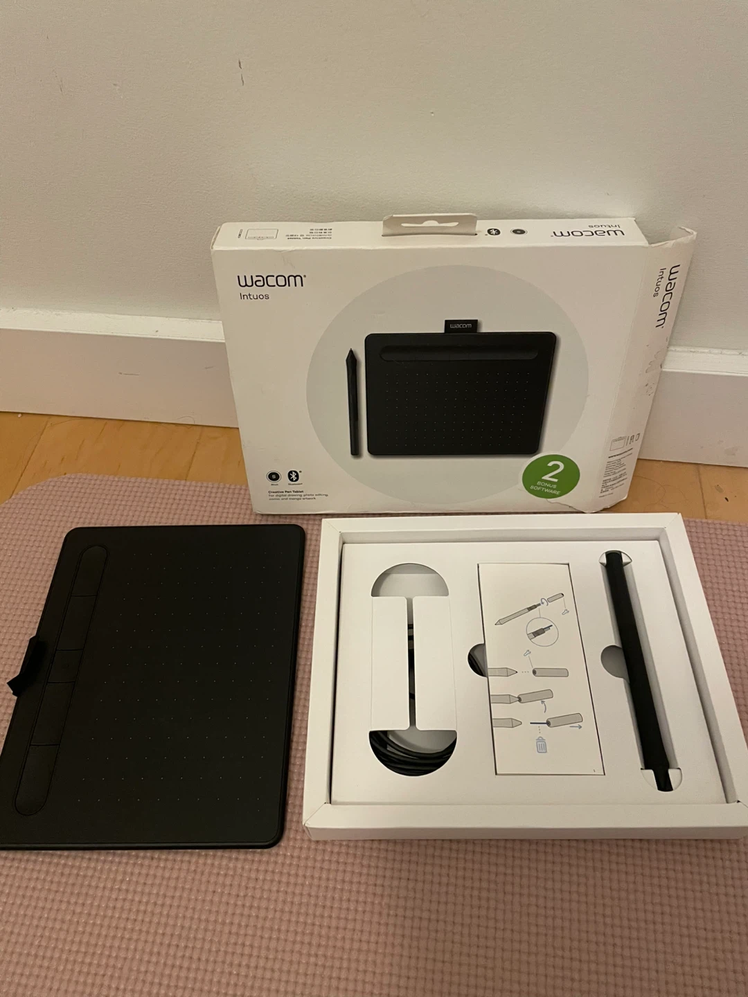 Wacom Intuos Creative Pen Tablet - photo 2