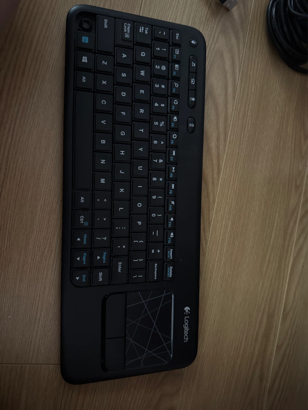 Logitech K400r Wireless Touch Keyboard