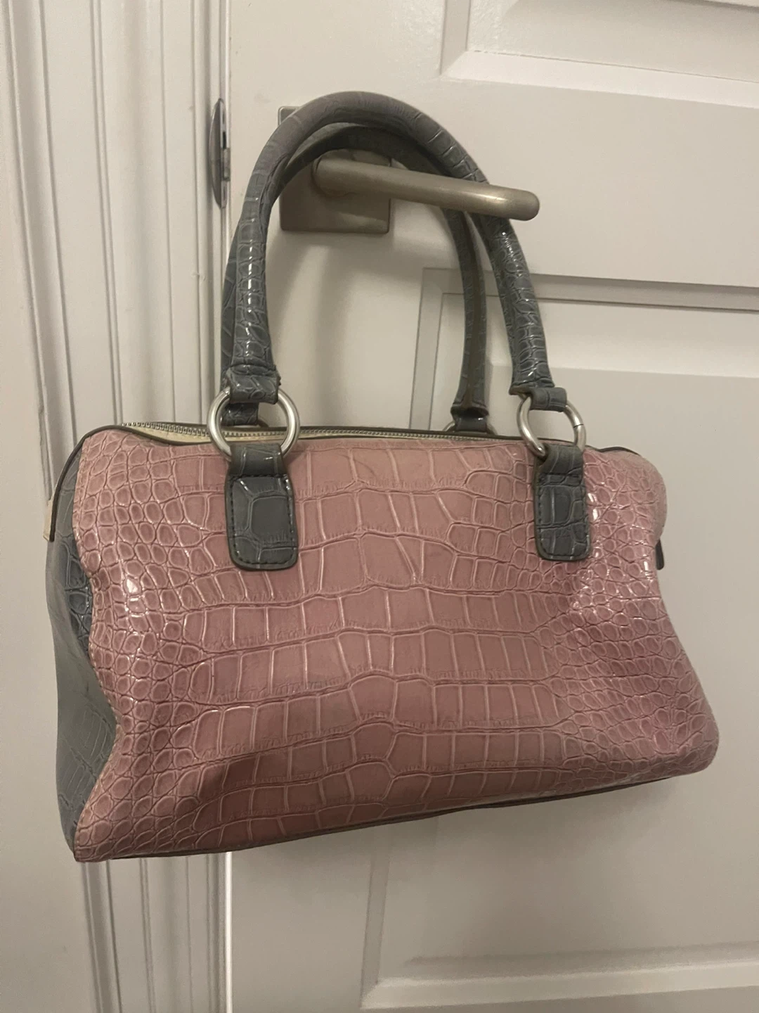 Guess Croc Embossed Satchel Bag Pink Grey - photo 2