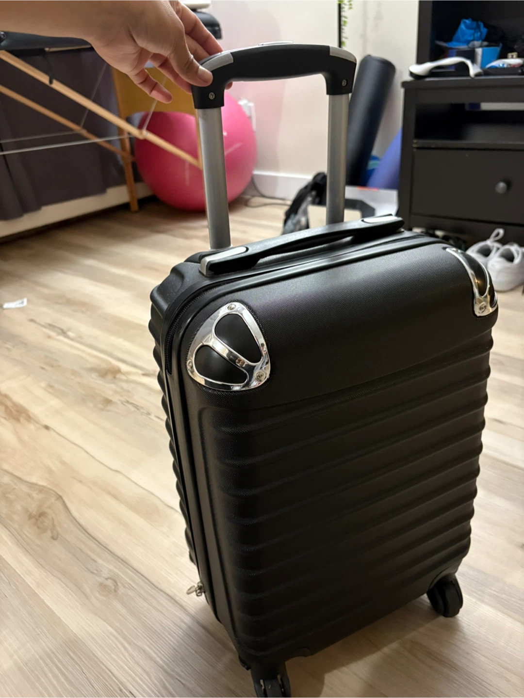 Black Hardshell Spinner Suitcase