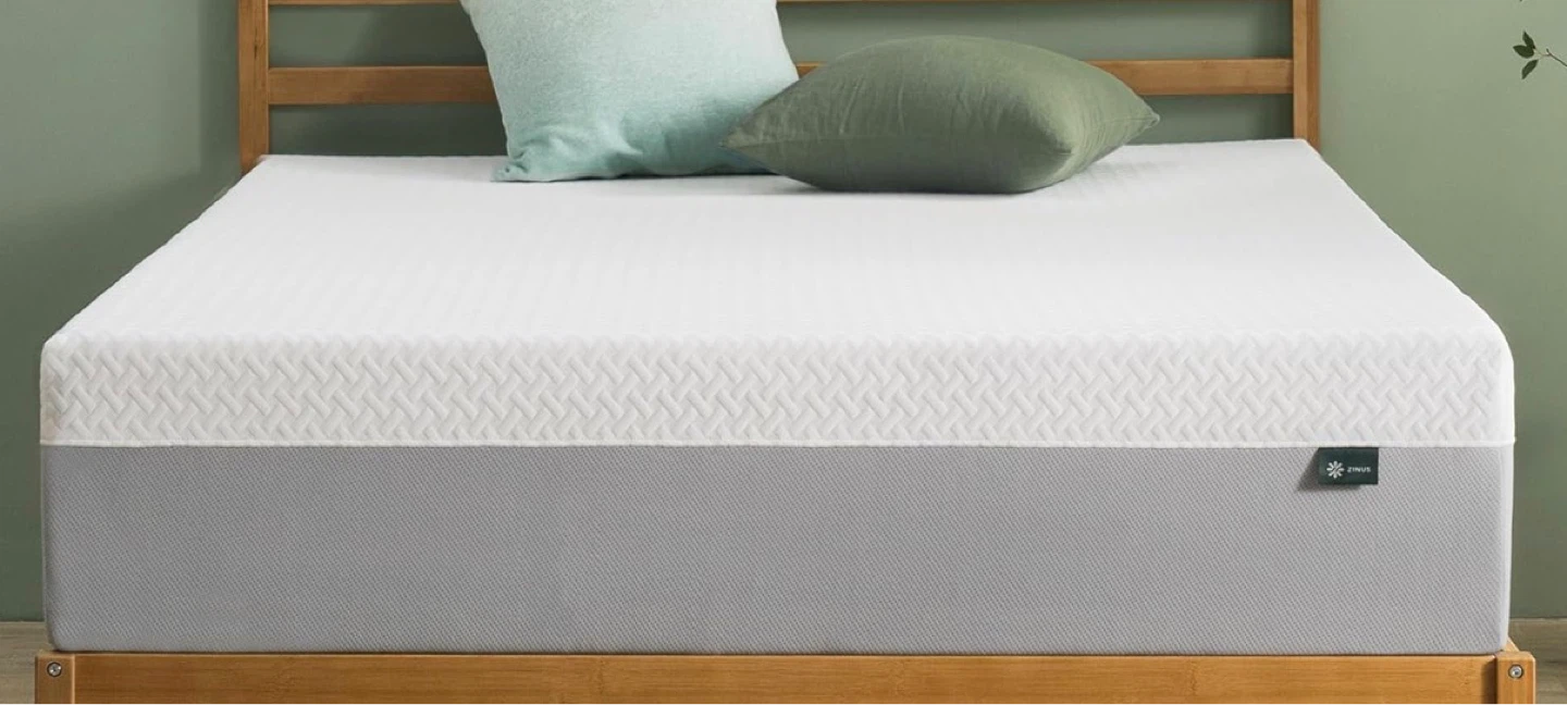 Zinus 12 Inch King Green Tea Memory Foam Mattress