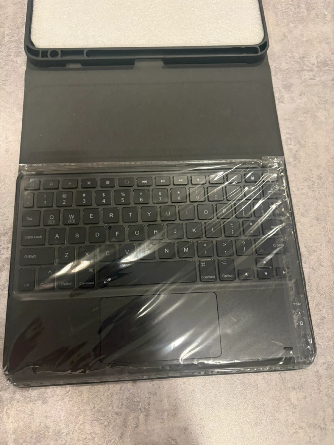 Ipad A16 Multi-function Keyboard with Touchpad Case - photo 2