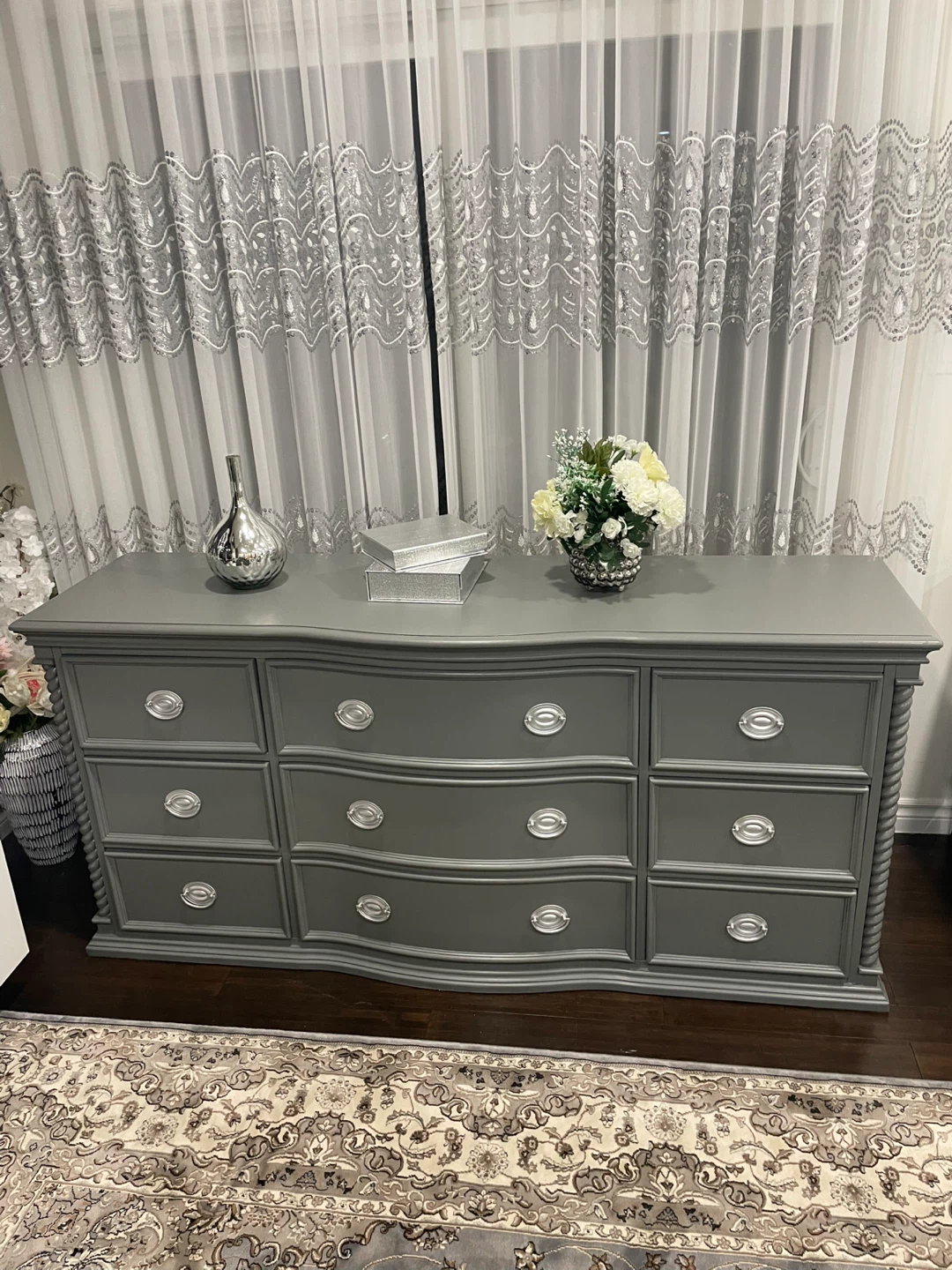 Grey 9-Drawer Dresser - photo 2