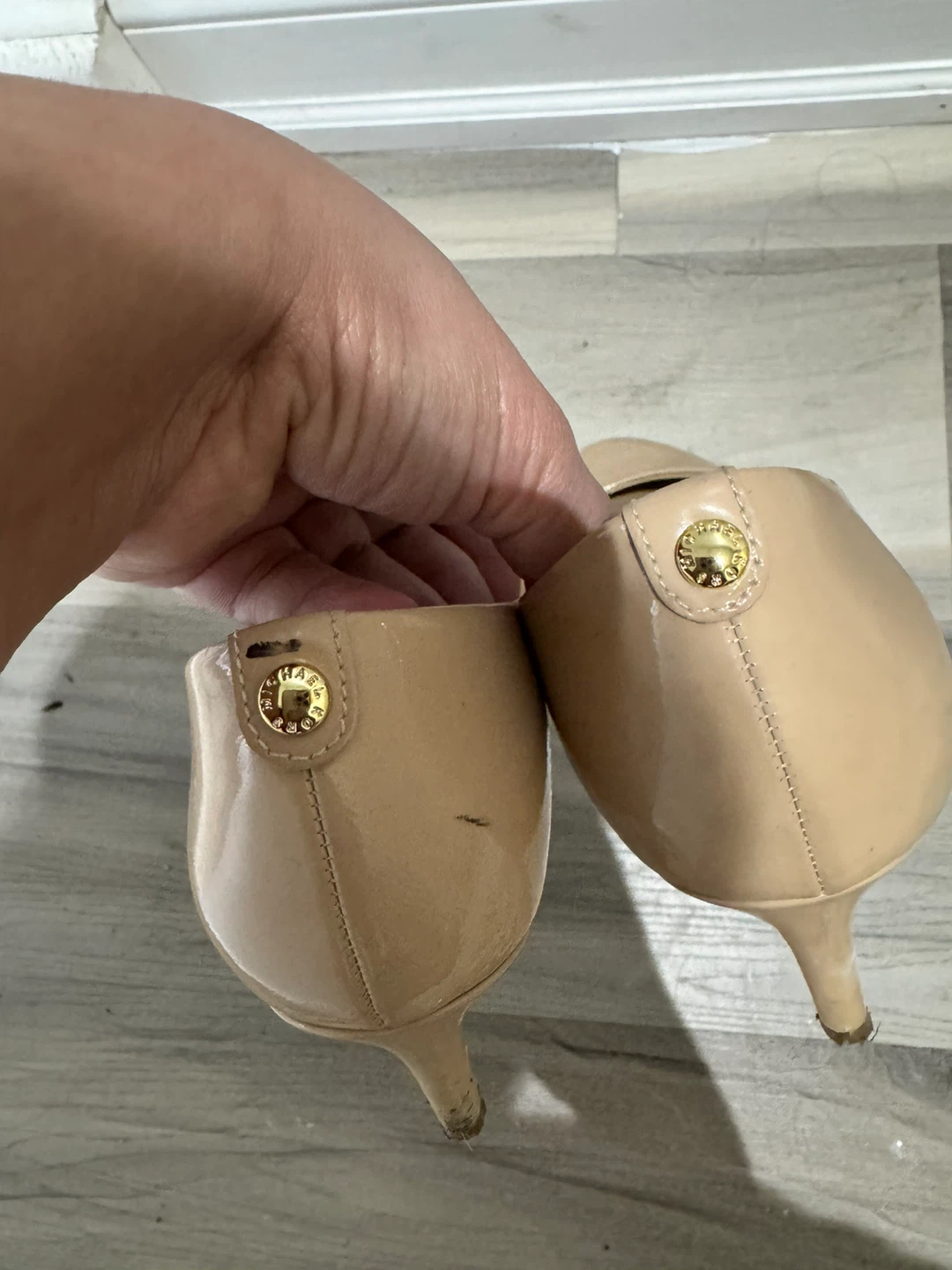 Authentic Michael Kors Patent Leather Pumps - photo 3
