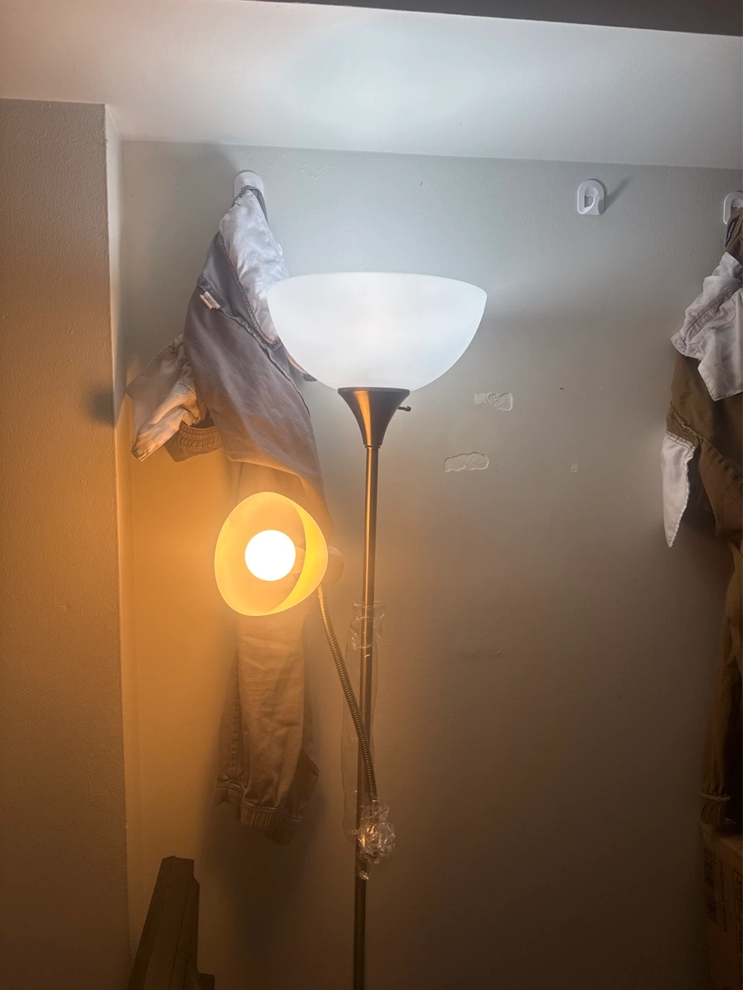 Floor Lamp with Reading Light - photo 2