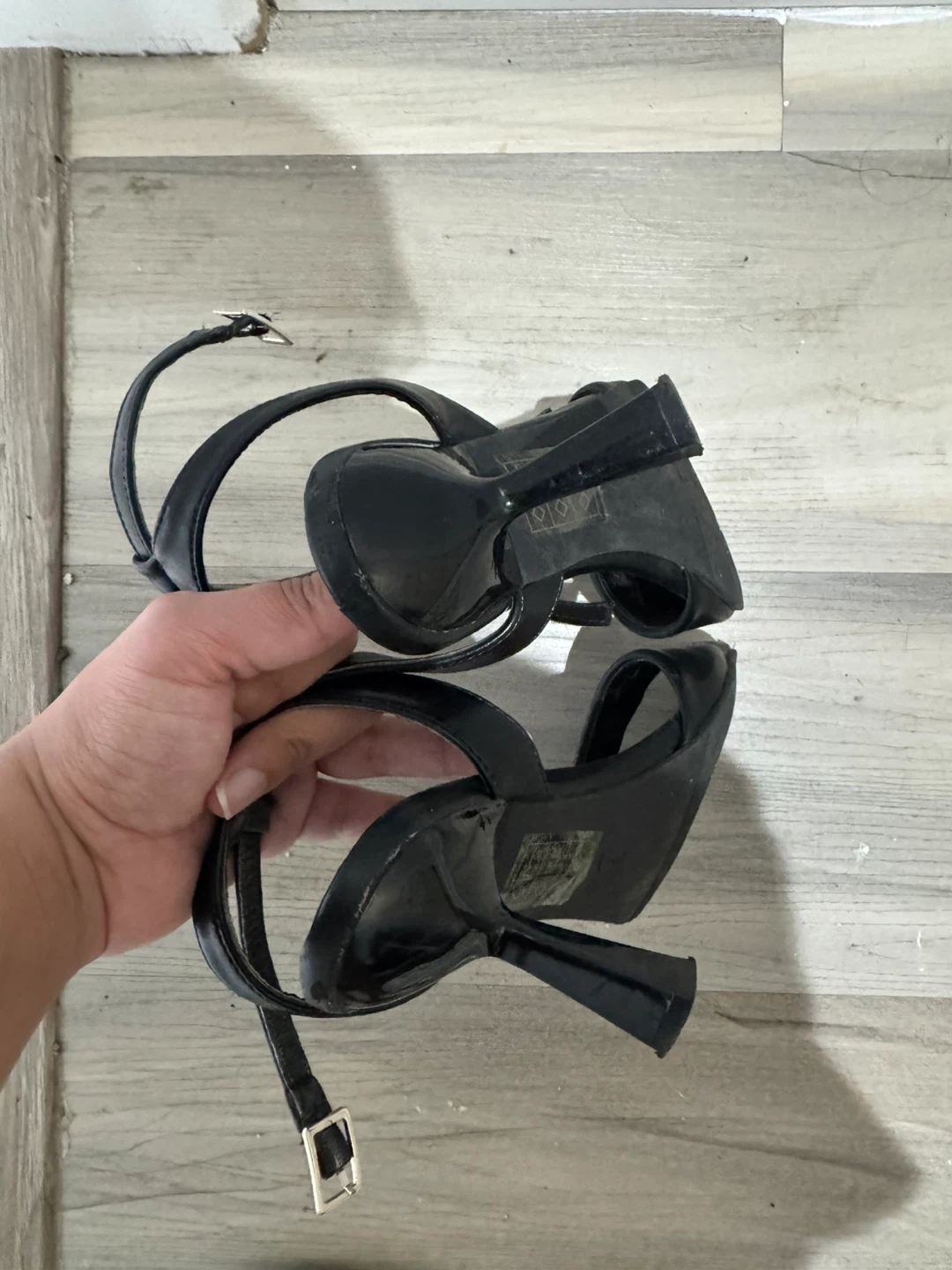 Château Black Strappy Heels - Size 7 - photo 2