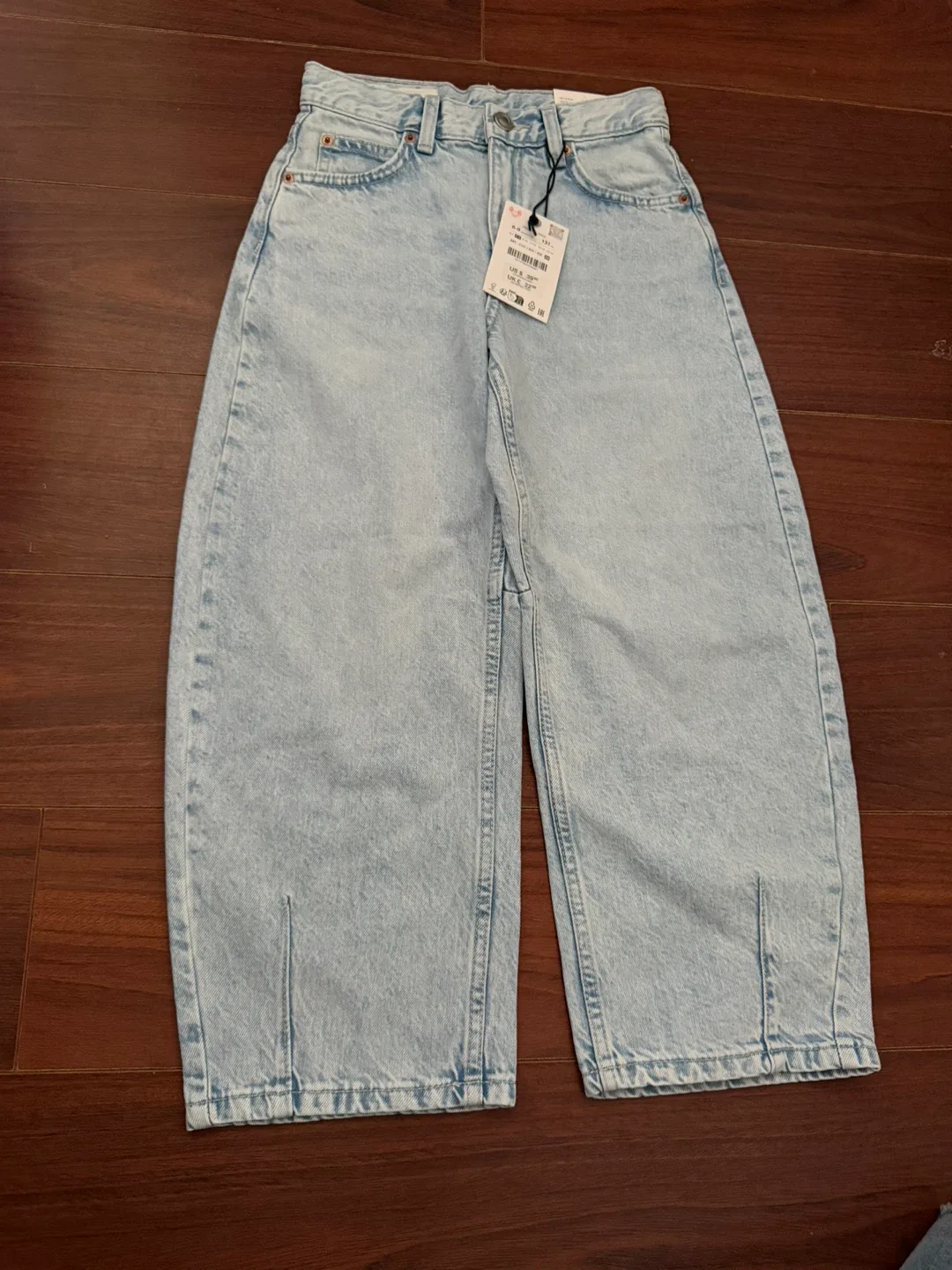 Pull & Bear Light Wash Denim Cropped Wide Leg Pants - photo 2
