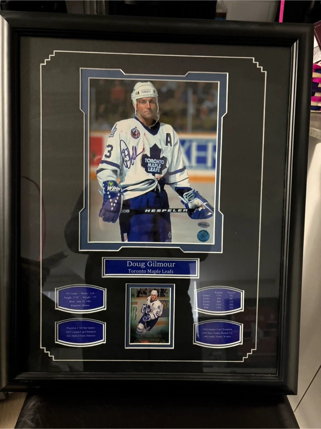 Signed Framed Doug Gilmour Toronto Maple Leafs Memorabilia