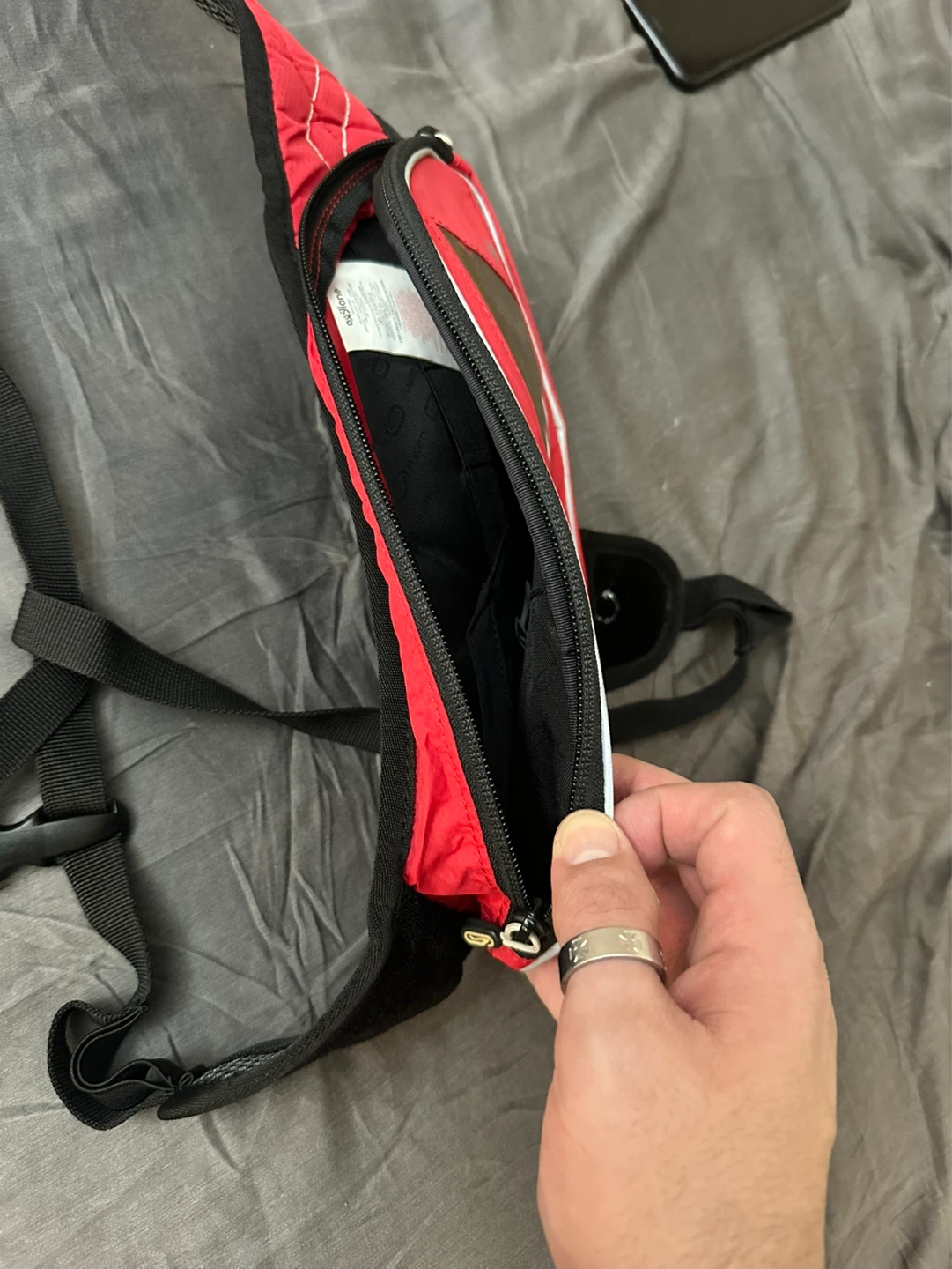 Kalenji Red Running Sling Bag - photo 2