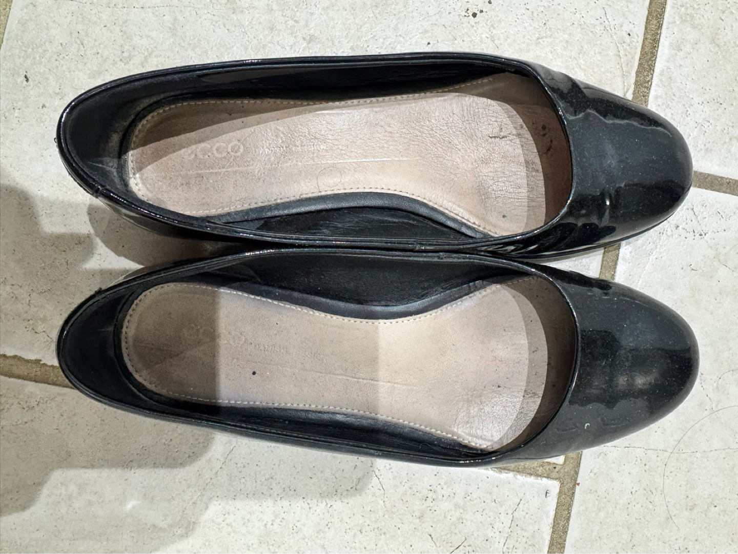 ECCO Black Patent Leather Ballet Flats