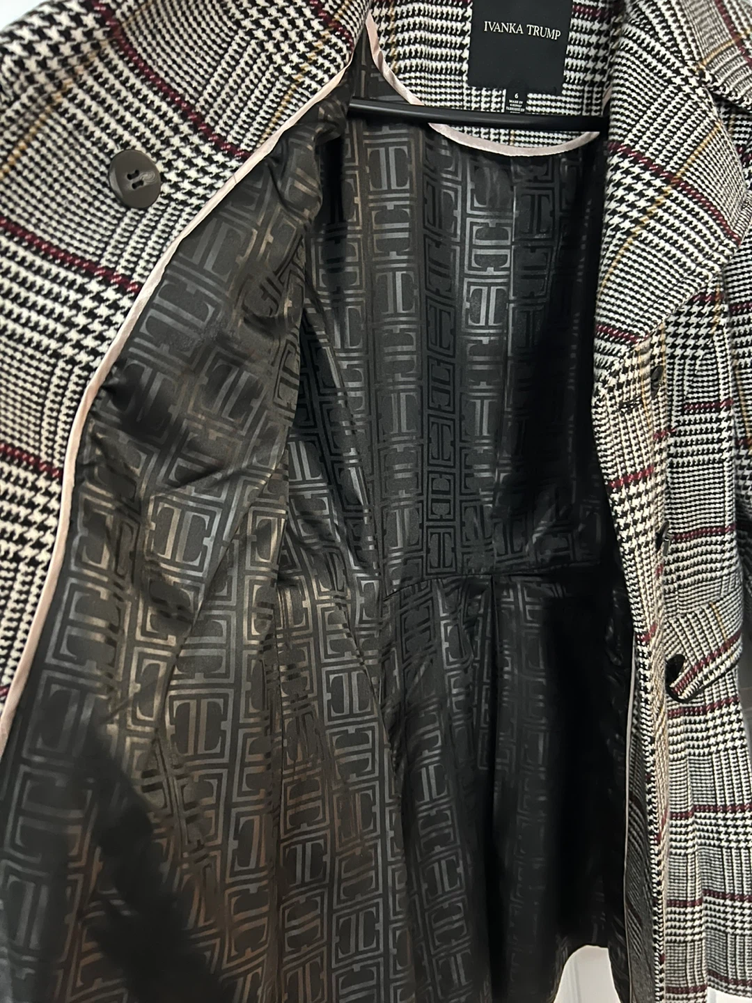 Ivanka Trump Plaid Double-Breasted Peplum Coat Size 6 - photo 4
