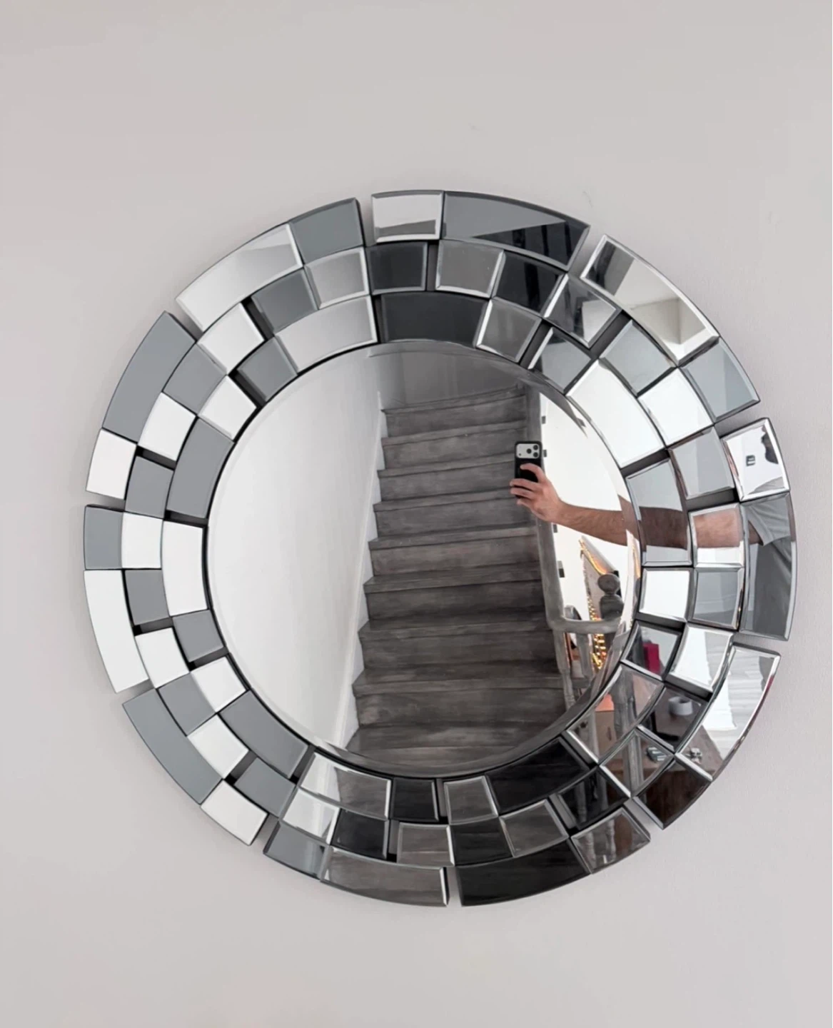 Decorative Round Wall Mirror