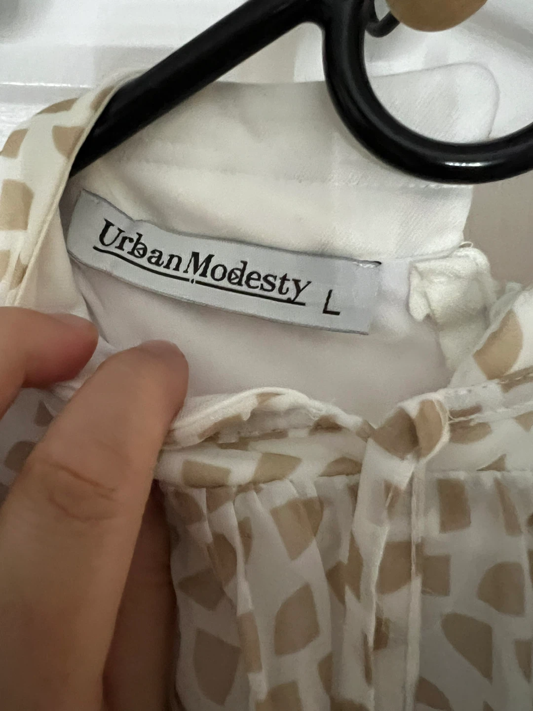 Urban Modesty Beige & White Patterned Maxi Dress - Size L - photo 5