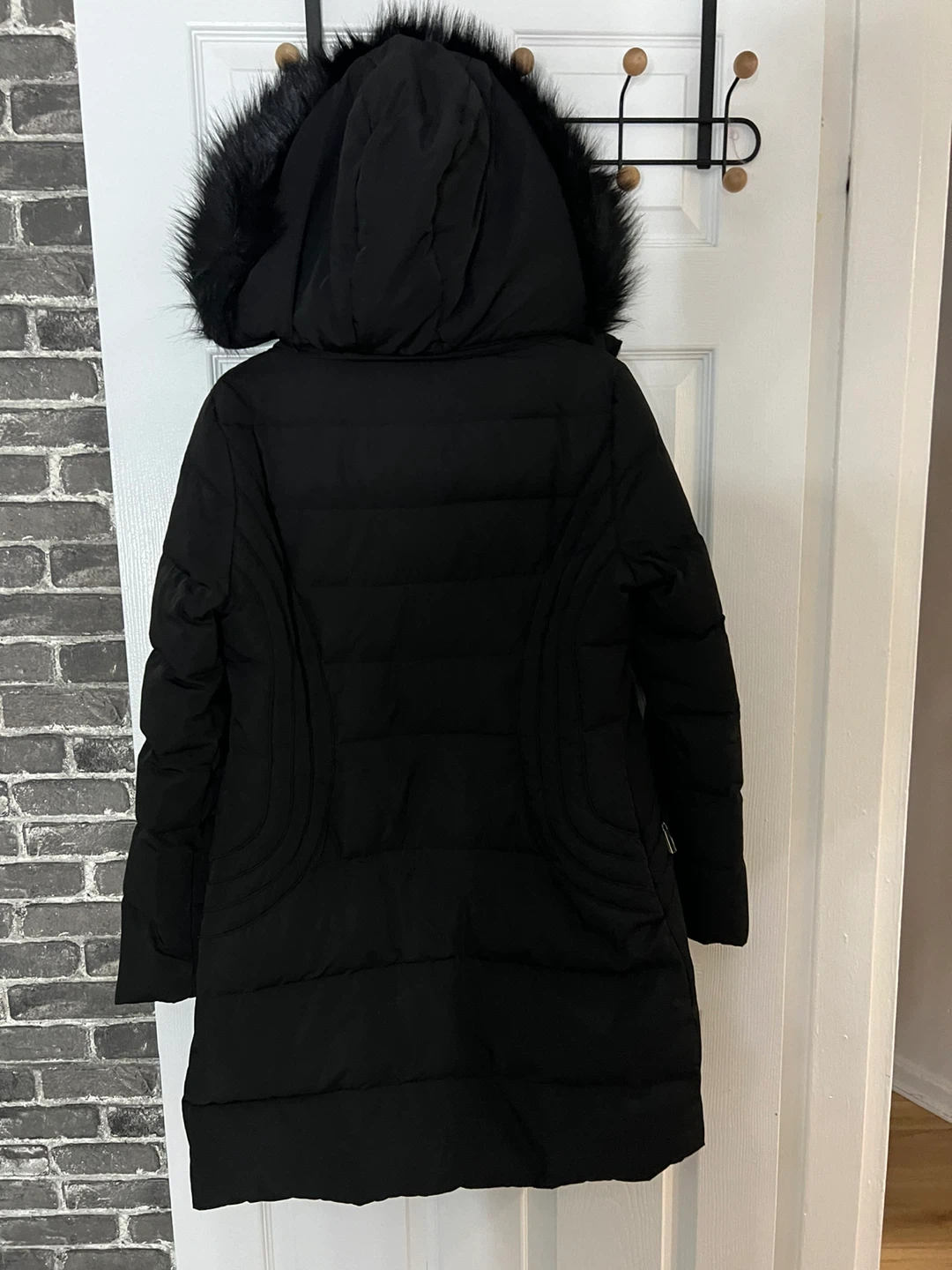 Ivanka Trump Black Faux Fur Hooded Puffer Coat - Size S/P - photo 3