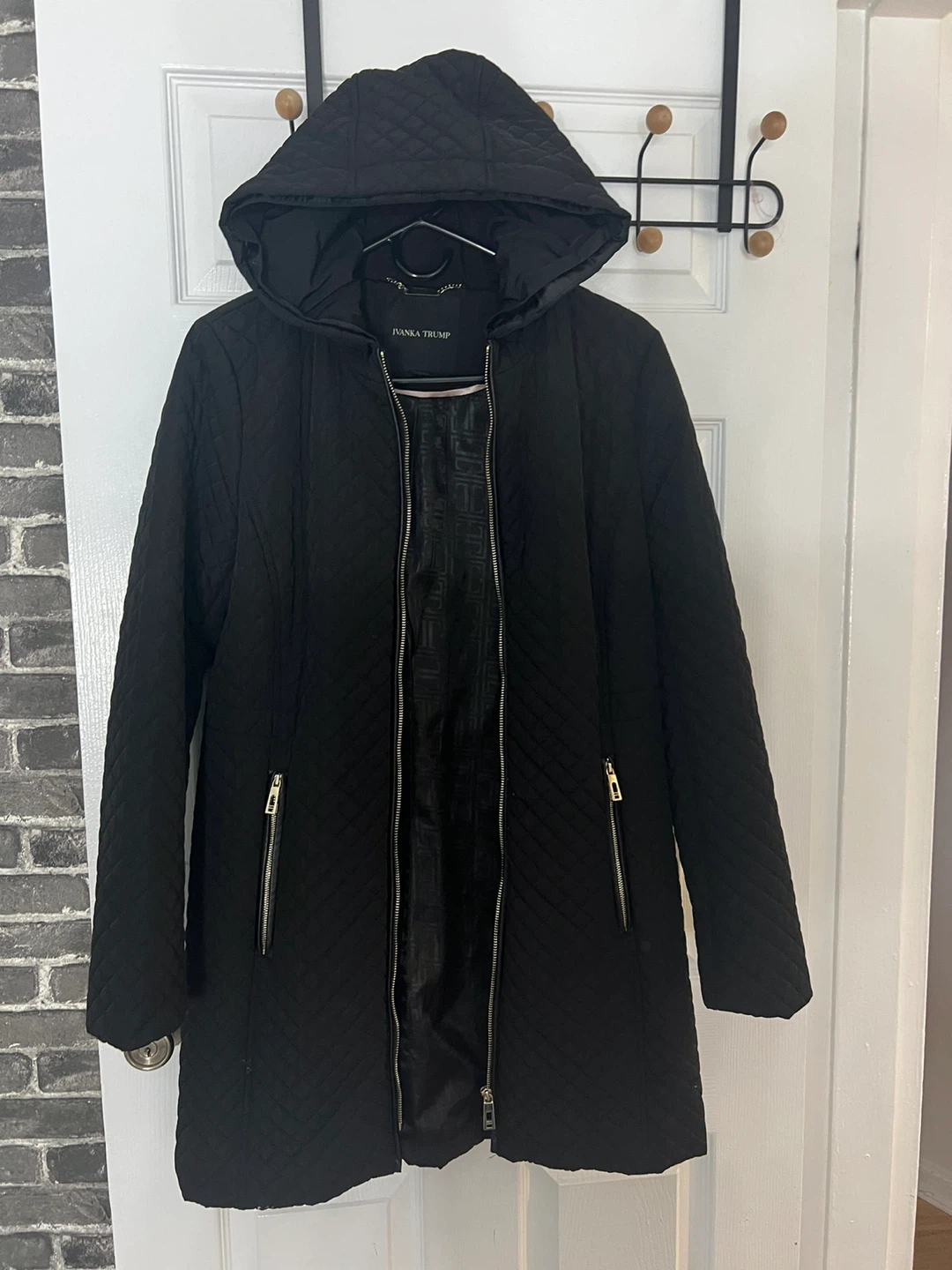 Ivanka Trump Black Quilted Hooded Jacket - photo 2