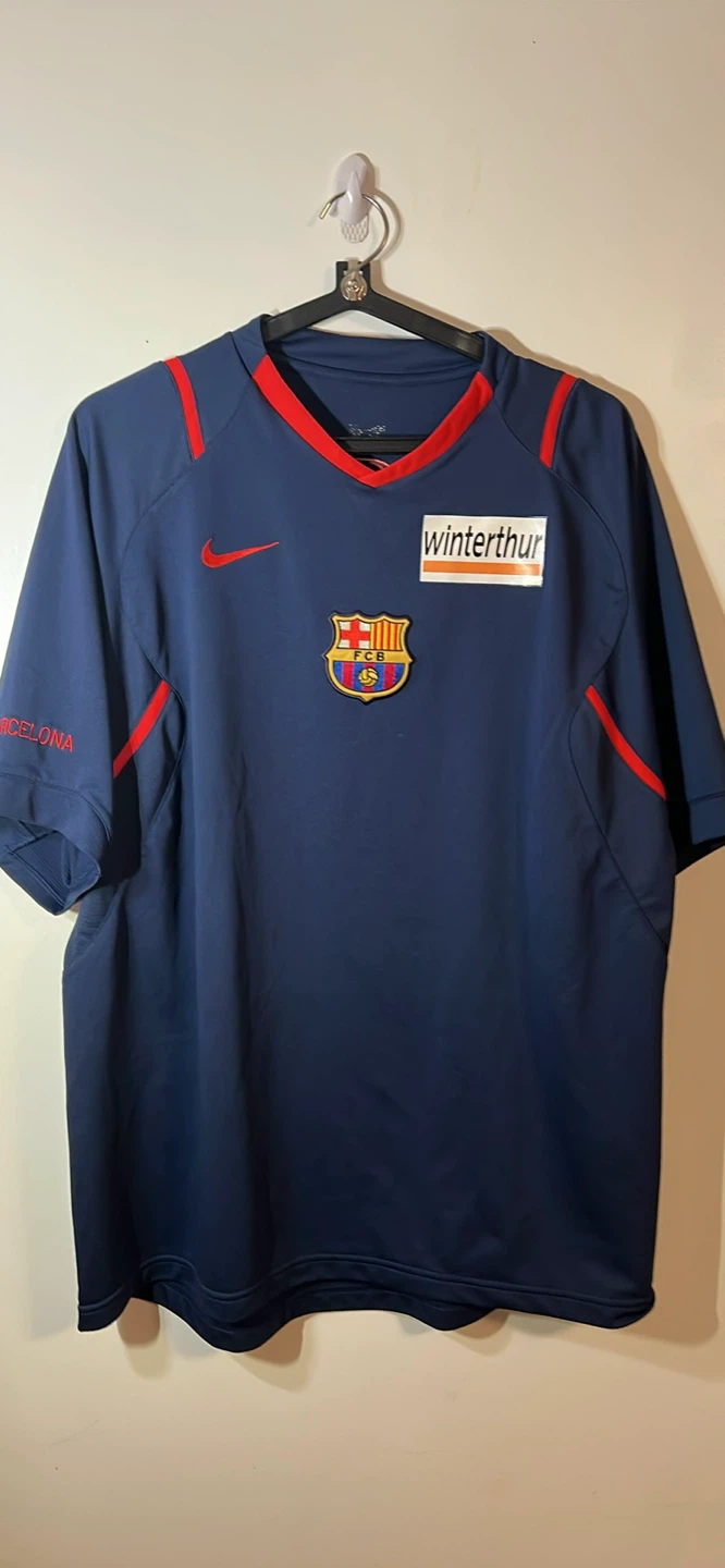 Vintage .FC Barcelona Nike Soccer Jersey size XL nike 90