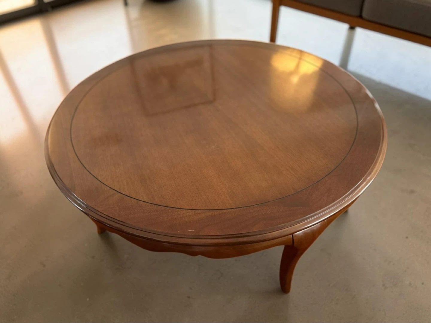 RARE 1965 coffee table set. - 2 end tables and 1 coffee table - photo 2