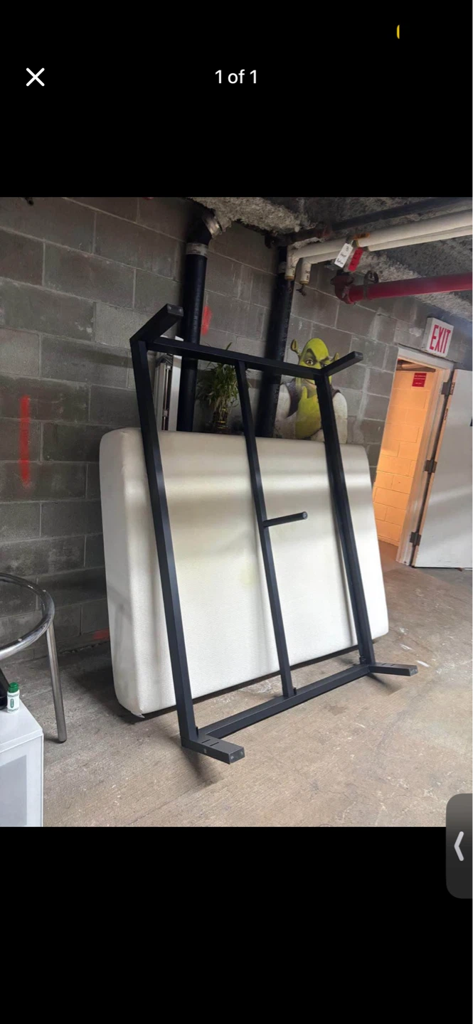 Full size Black Metal Power Rack Frame and mattress