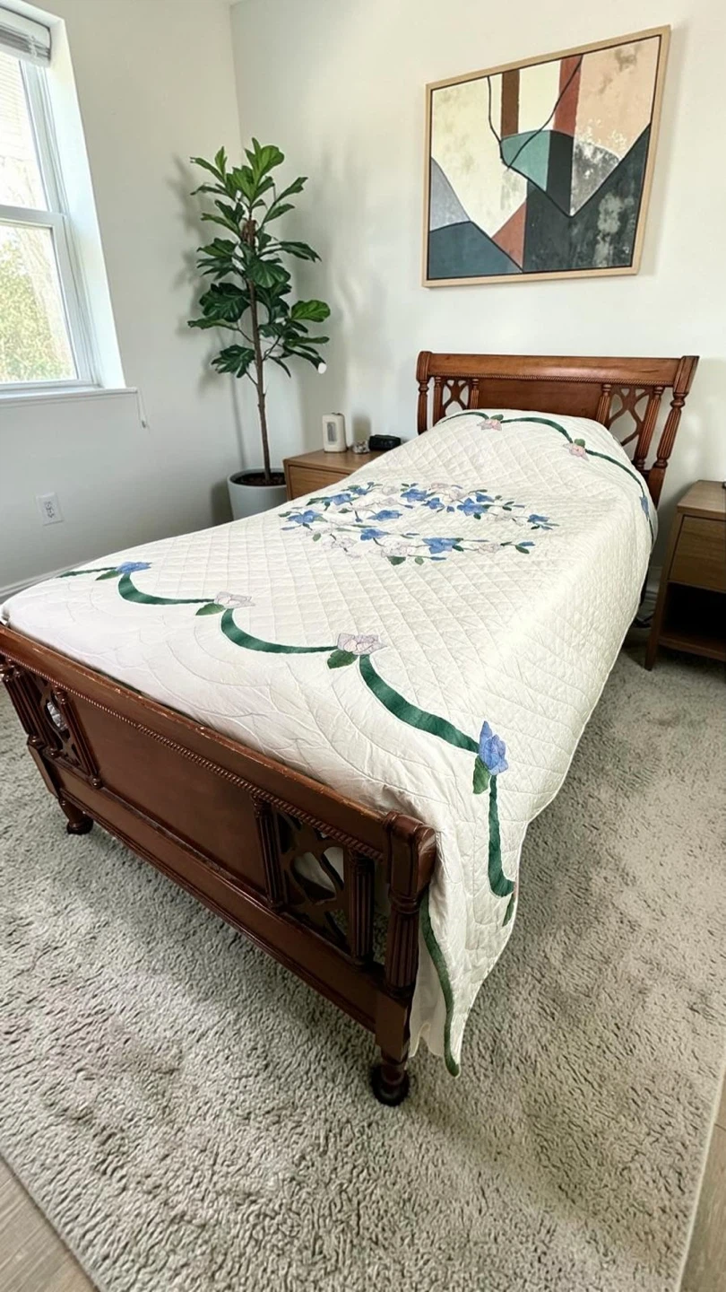 Twin Bed Frame Solid wood vintage
