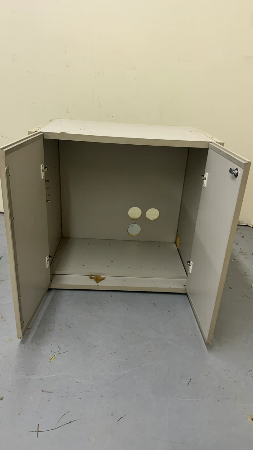 Filing Cabinet with Lock - no key - photo 2