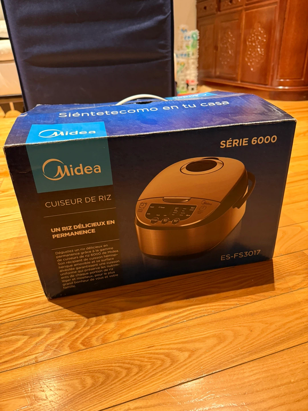 Midea Rice Cooker Serie 6000 ES-FS3017