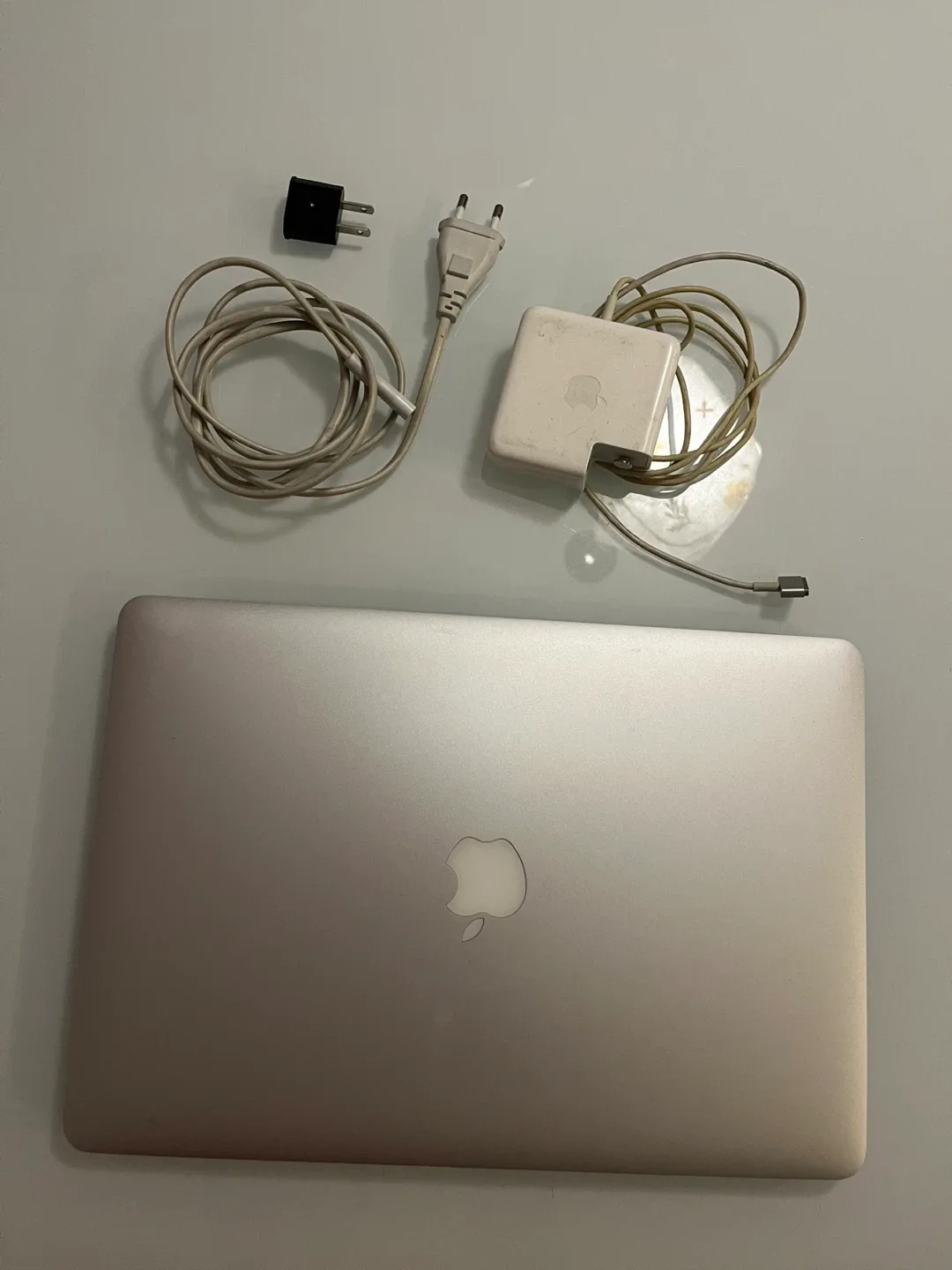 Apple MacBook Pro 15-inch Mid 2015 - photo 2