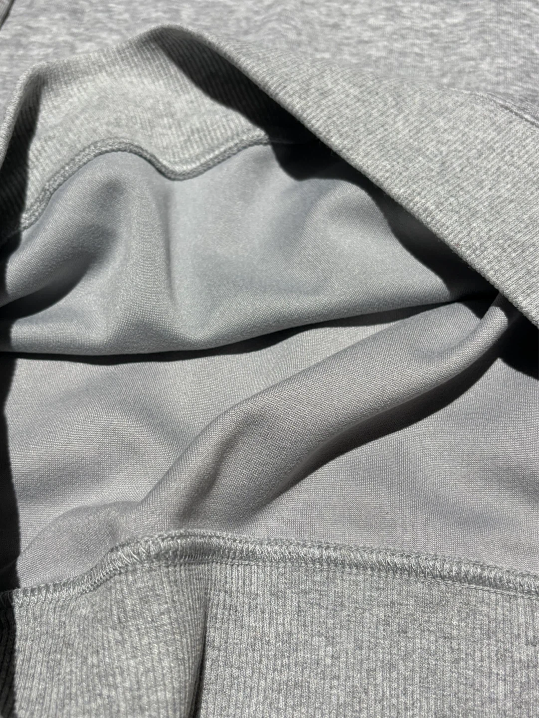 Alo Heather Gray Crewneck Sweater - photo 5