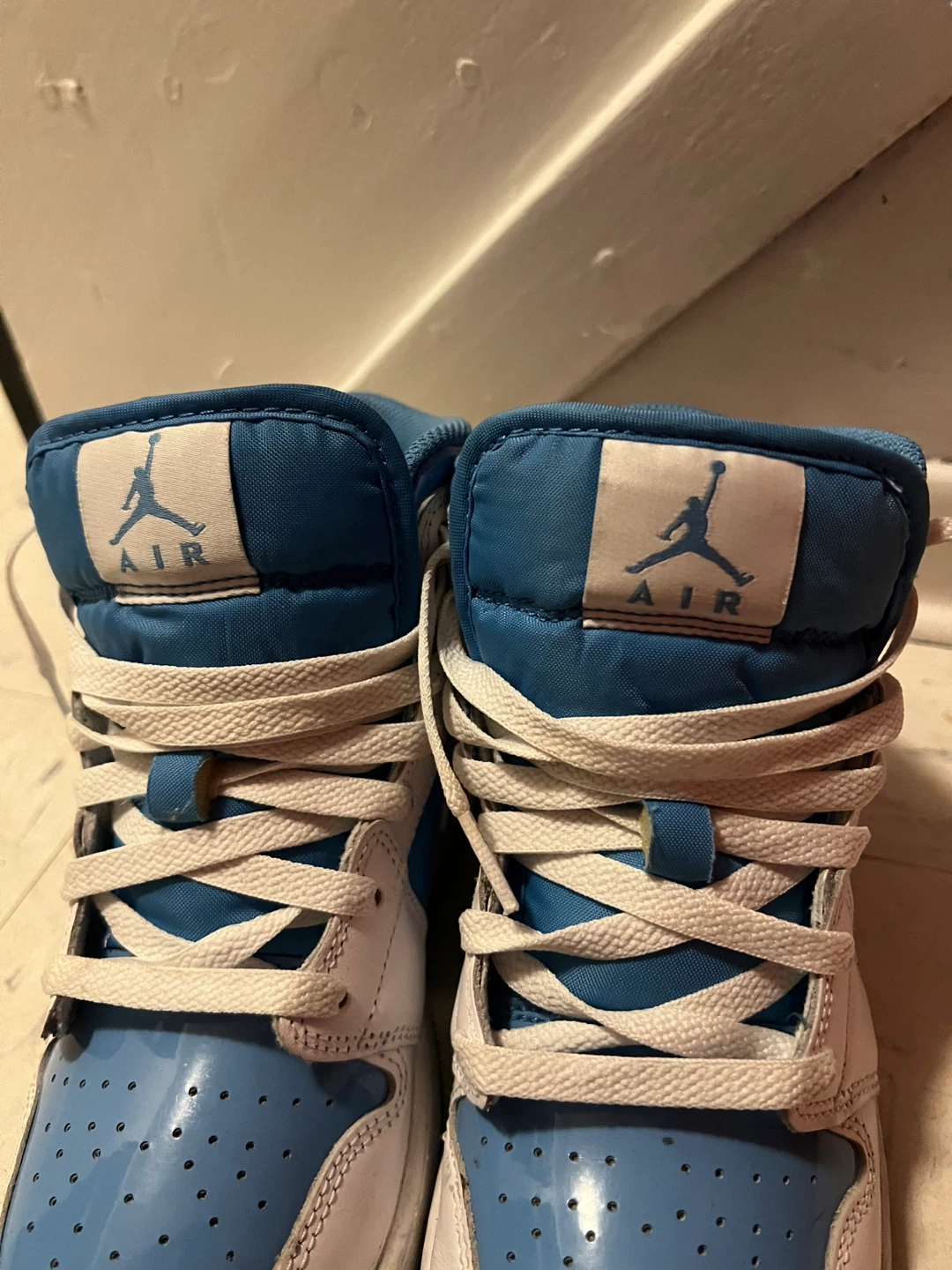 Air Jordan 1 Mid SE 'University Blue' - photo 5