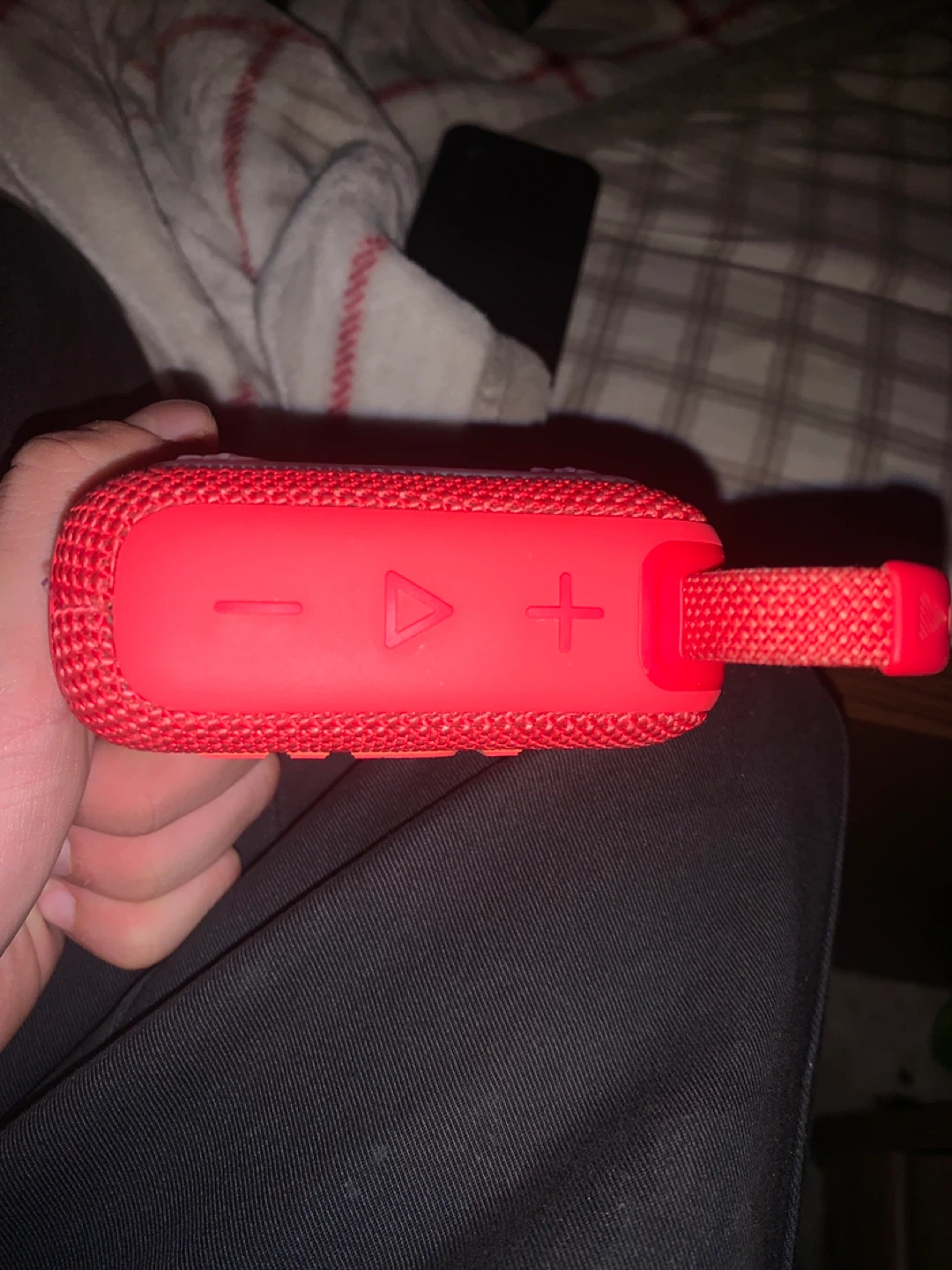 Red JBL GO 4 Portable Bluetooth Speaker - photo 2