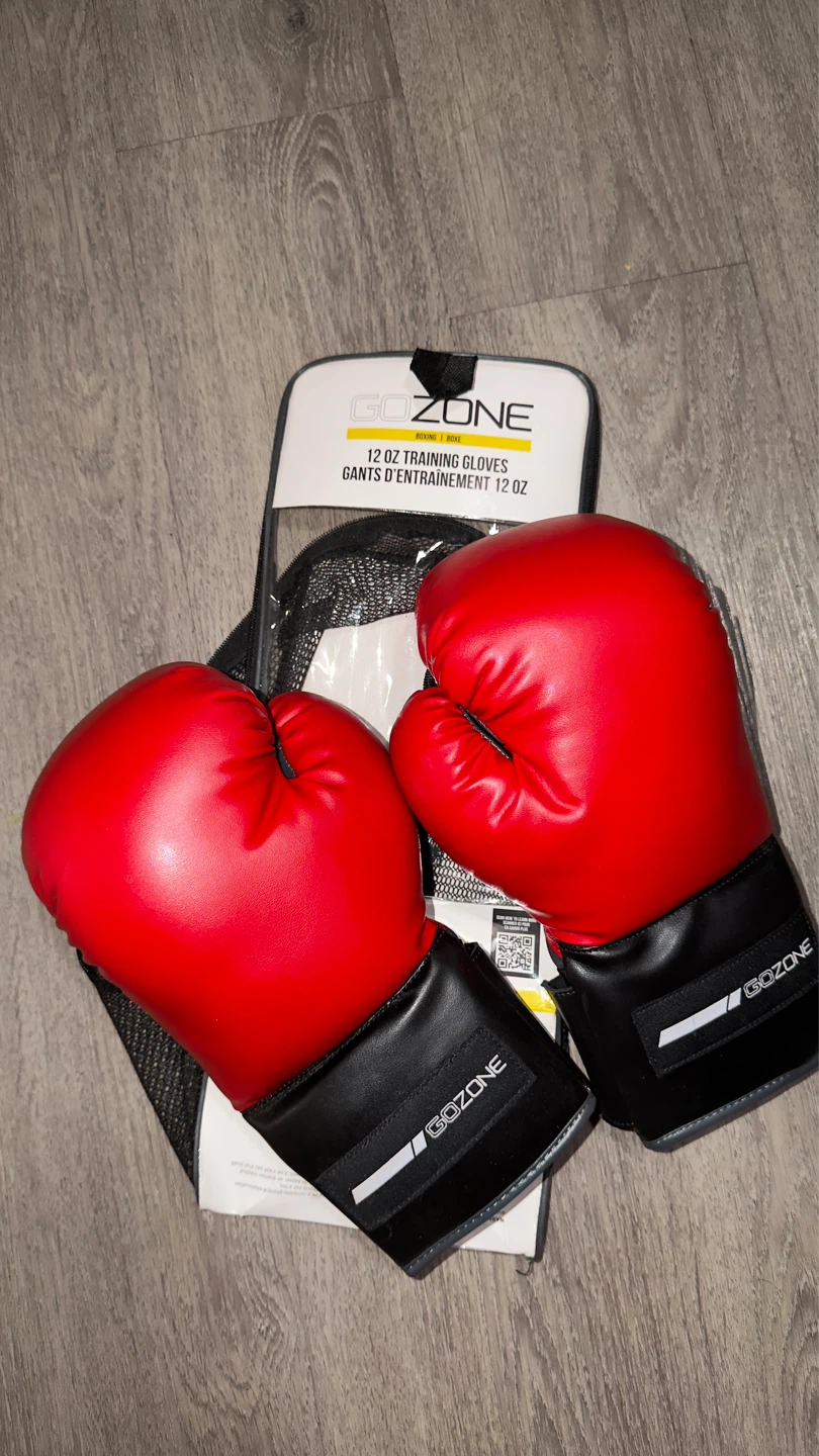 GO ZONE 12 oz Training Gloves Brand New - photo 2