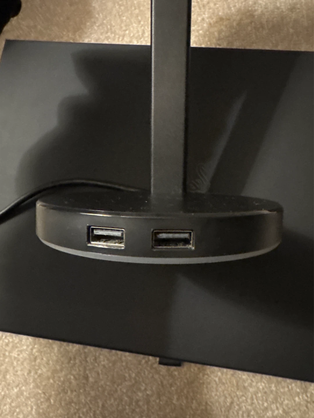 Razer Base Station V2 Chroma - photo 4