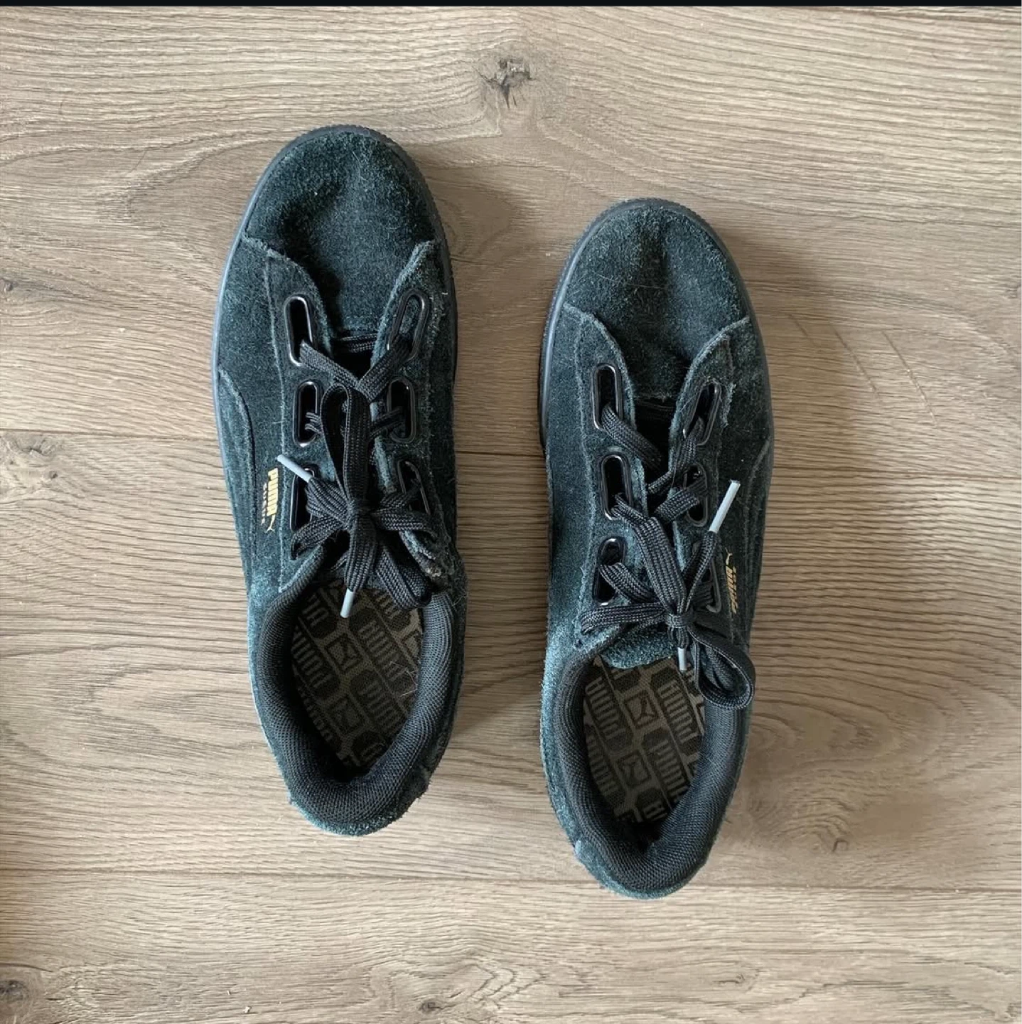 Vintage Puma Black Suede Sneakers