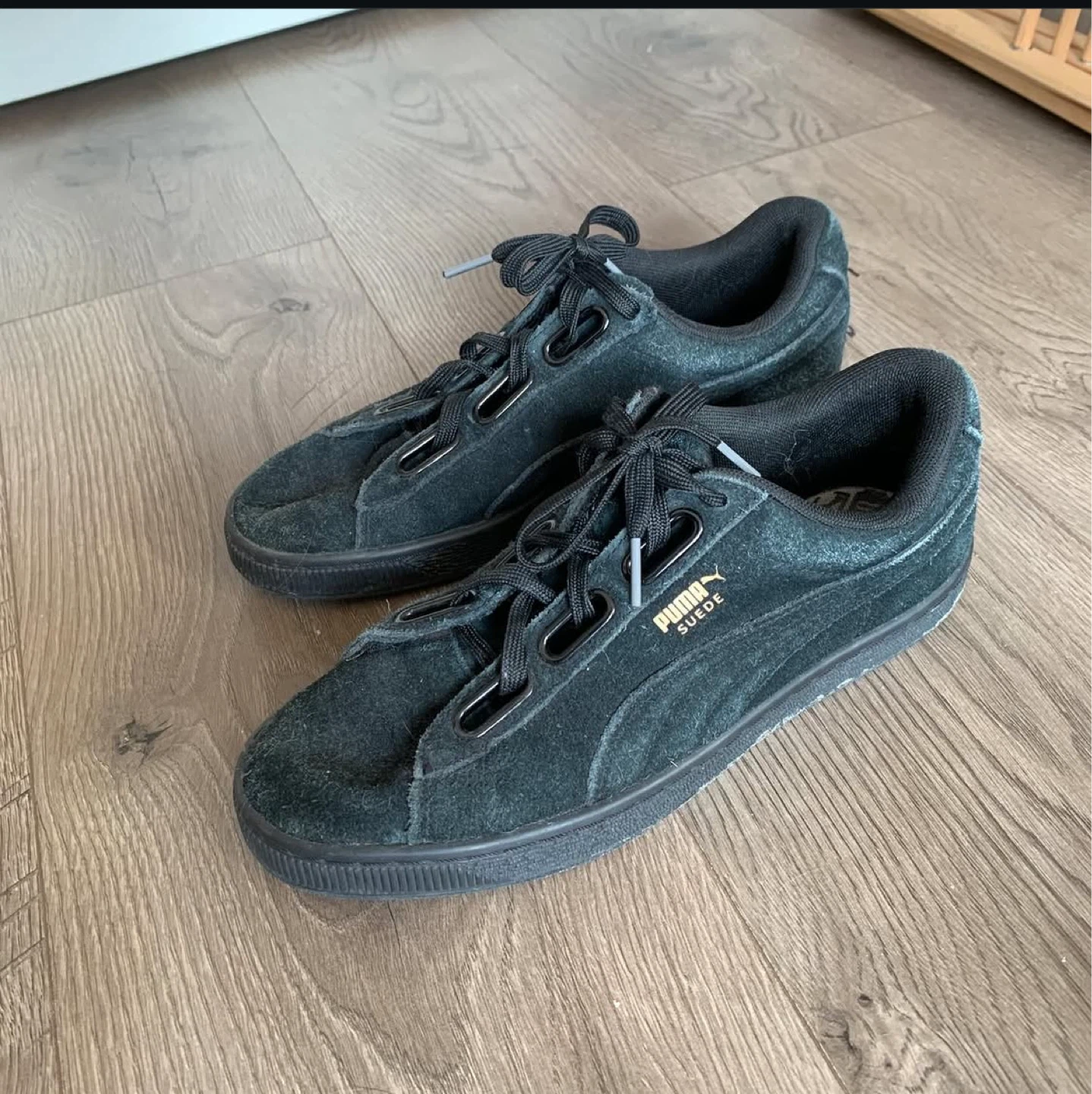 Vintage Puma Black Suede Sneakers - photo 2