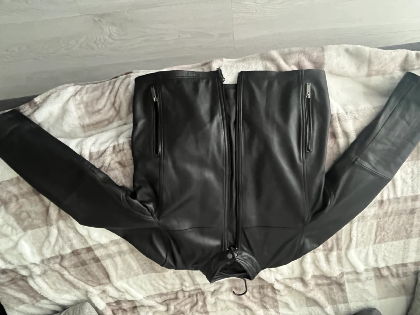 Black Leather Jacket - photo 2