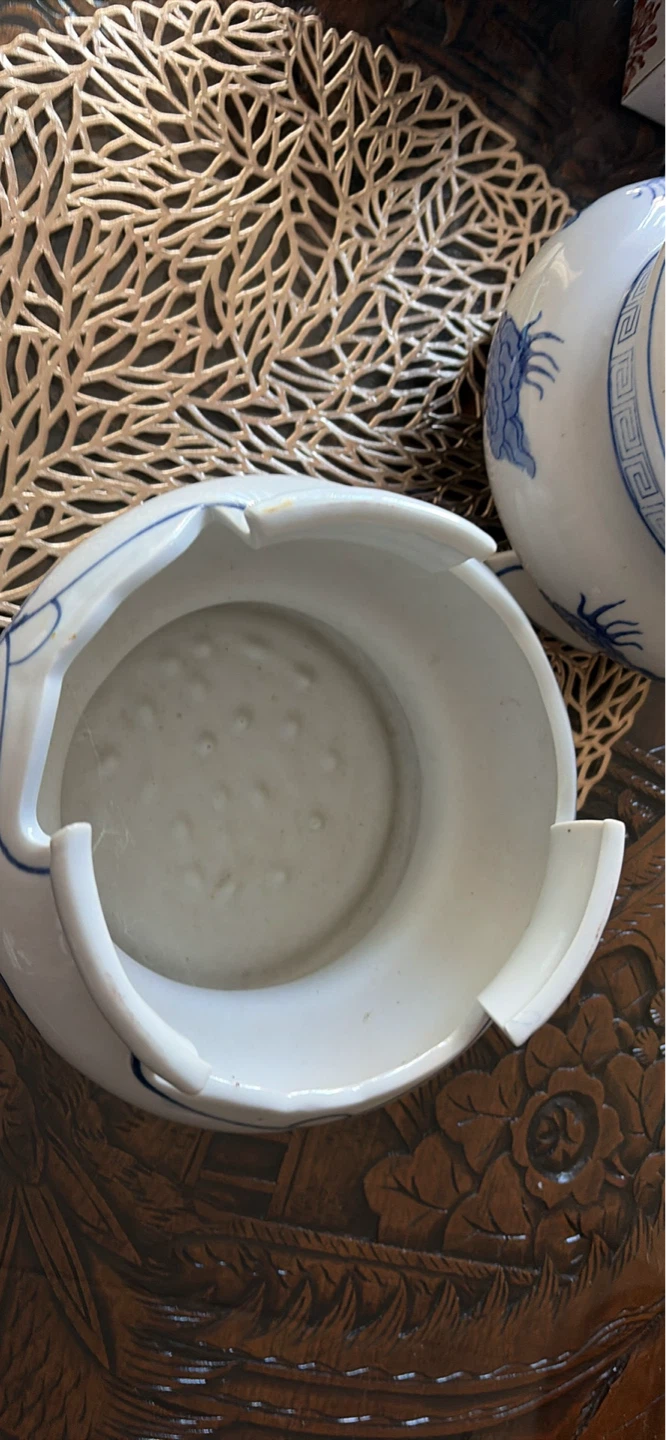 Pair of Blue and White Ceramic Planters - photo 3