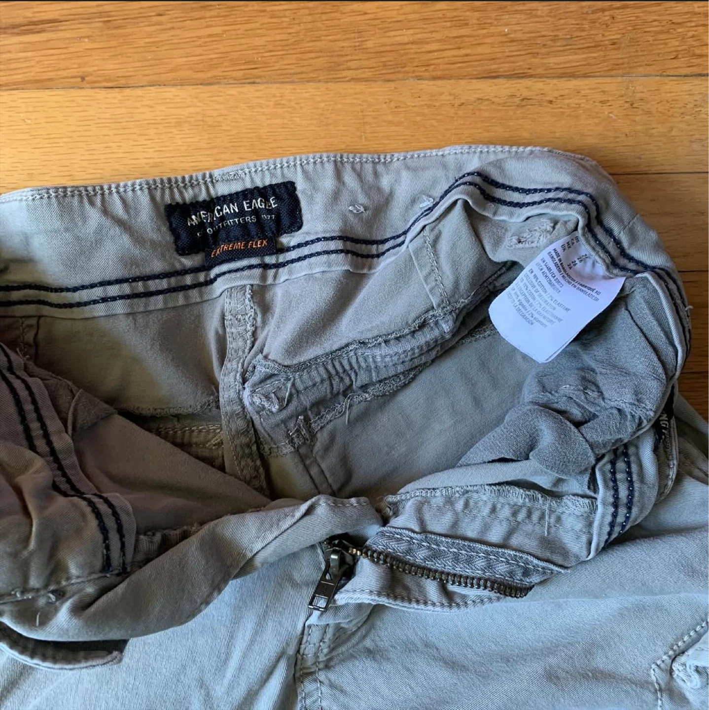 American Eagle Cargo Shorts - photo 3
