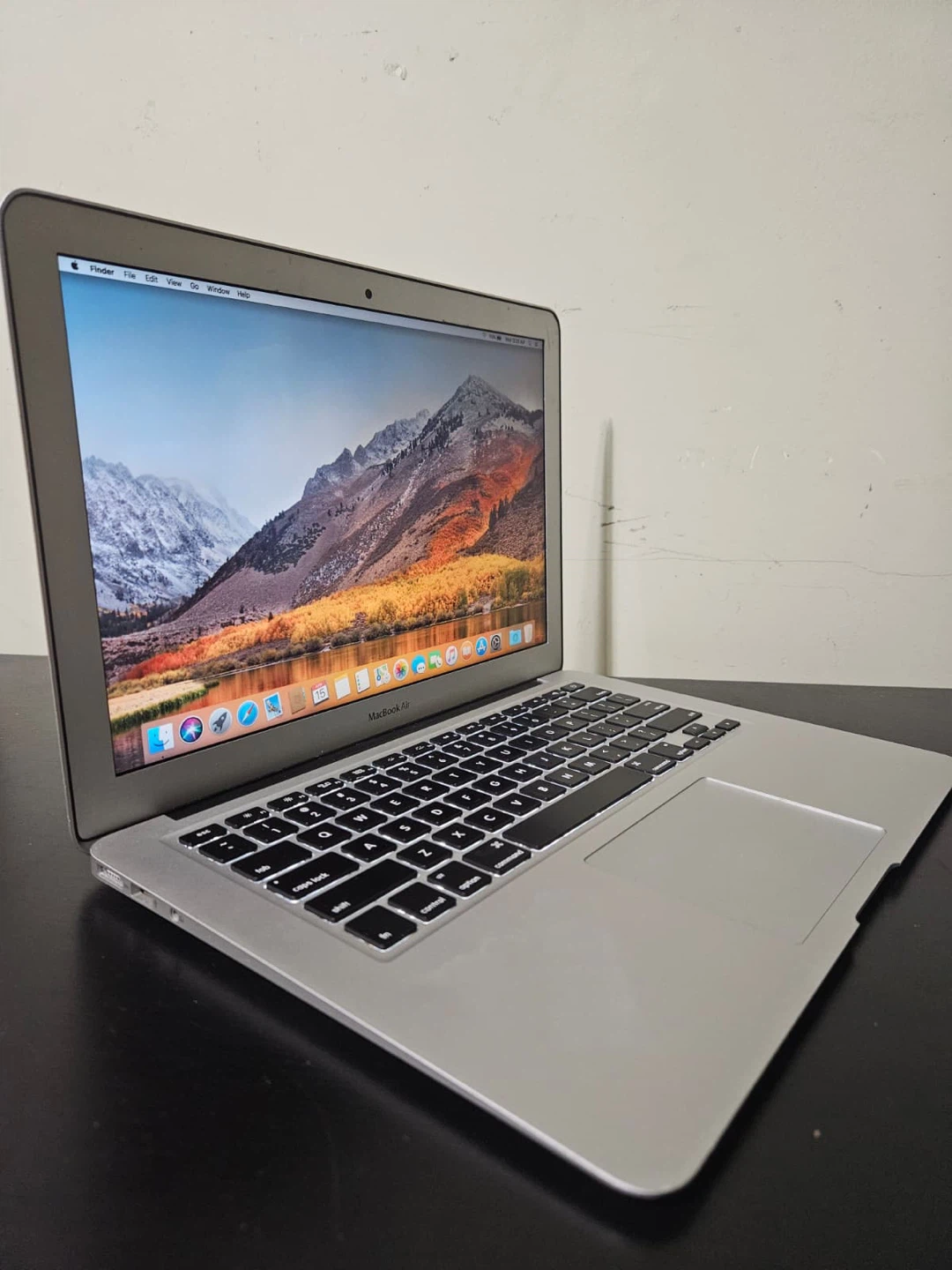 🔥 13” MacBook Air - i7 | 256GB M.2 SSD