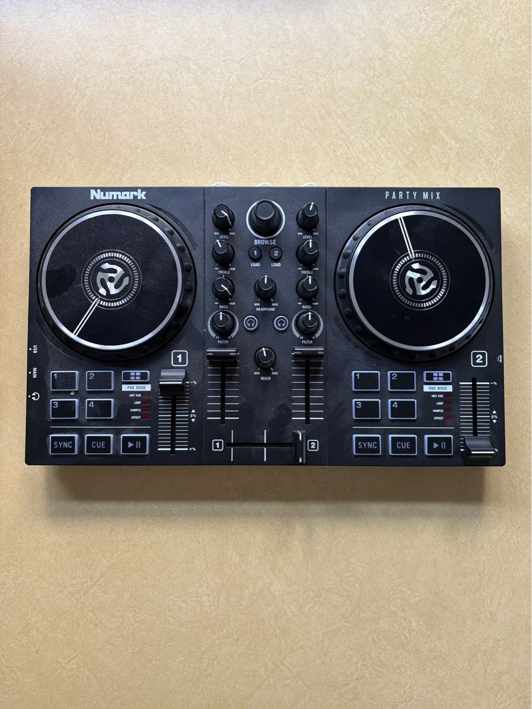 Numark Party Mix - Like New